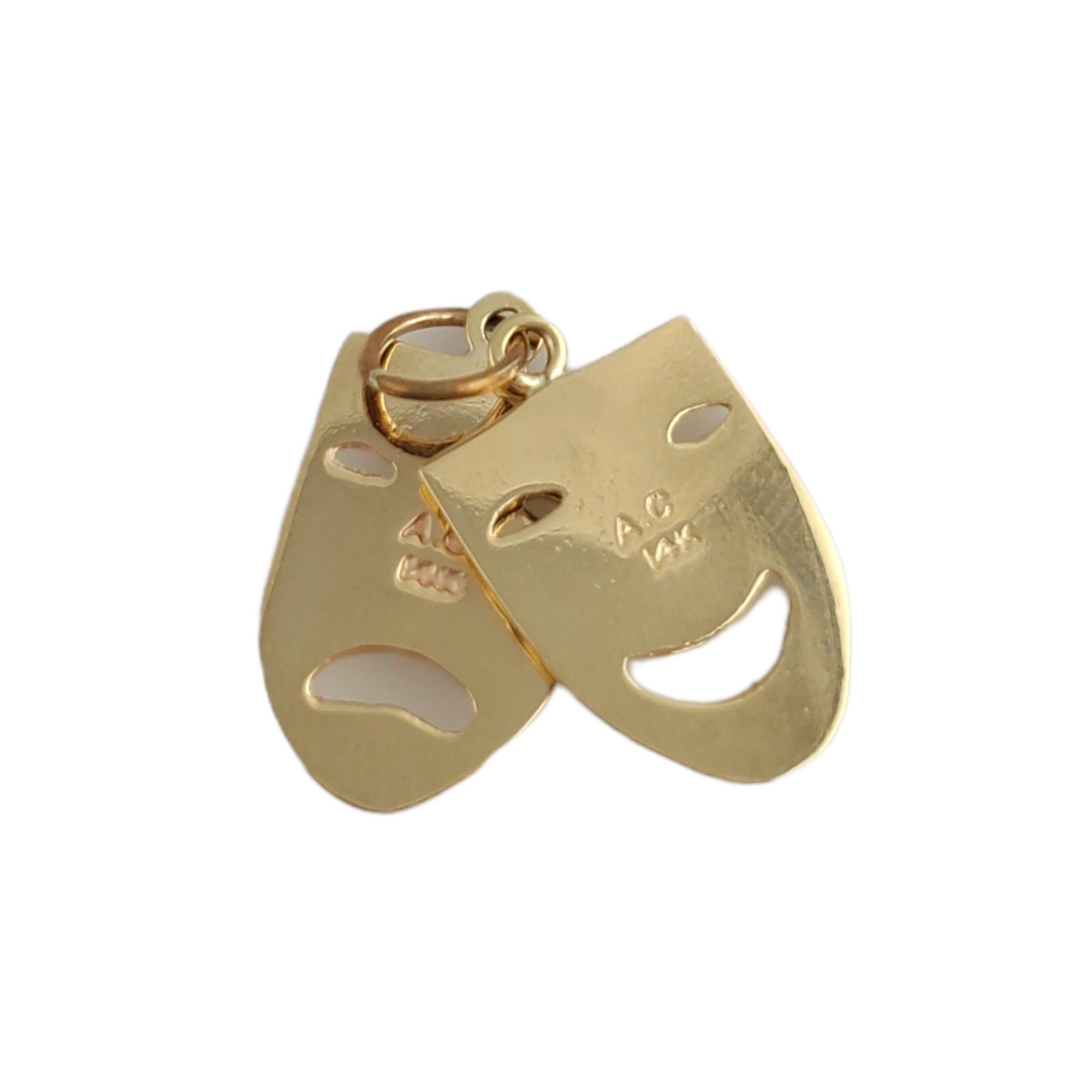 14K Yellow Gold Comedy & Tragedy Mask Charm

You'll love this beautiful yellow gold comedy & tragedy mask charm! 

Size: 11.89mm X 19.60mm

Weight:  3.3 gr /  2.1dwt

Hallmark:  A.C 14K 

Very good condition, professionally polished.

Will come