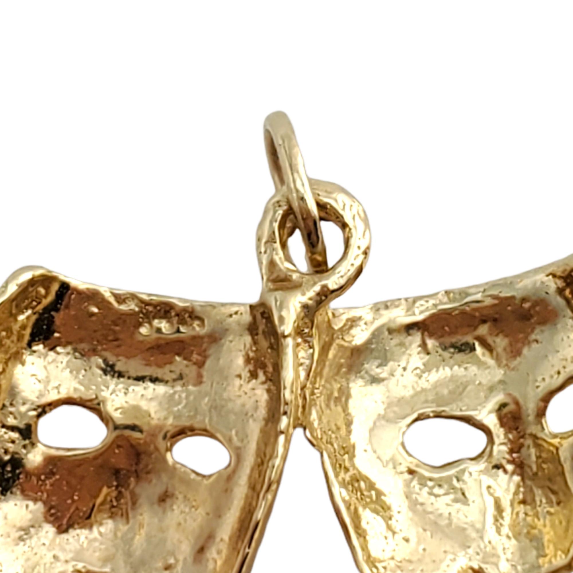14K Yellow Gold Comedy & Tragedy Mask Charm In Good Condition In Washington Depot, CT