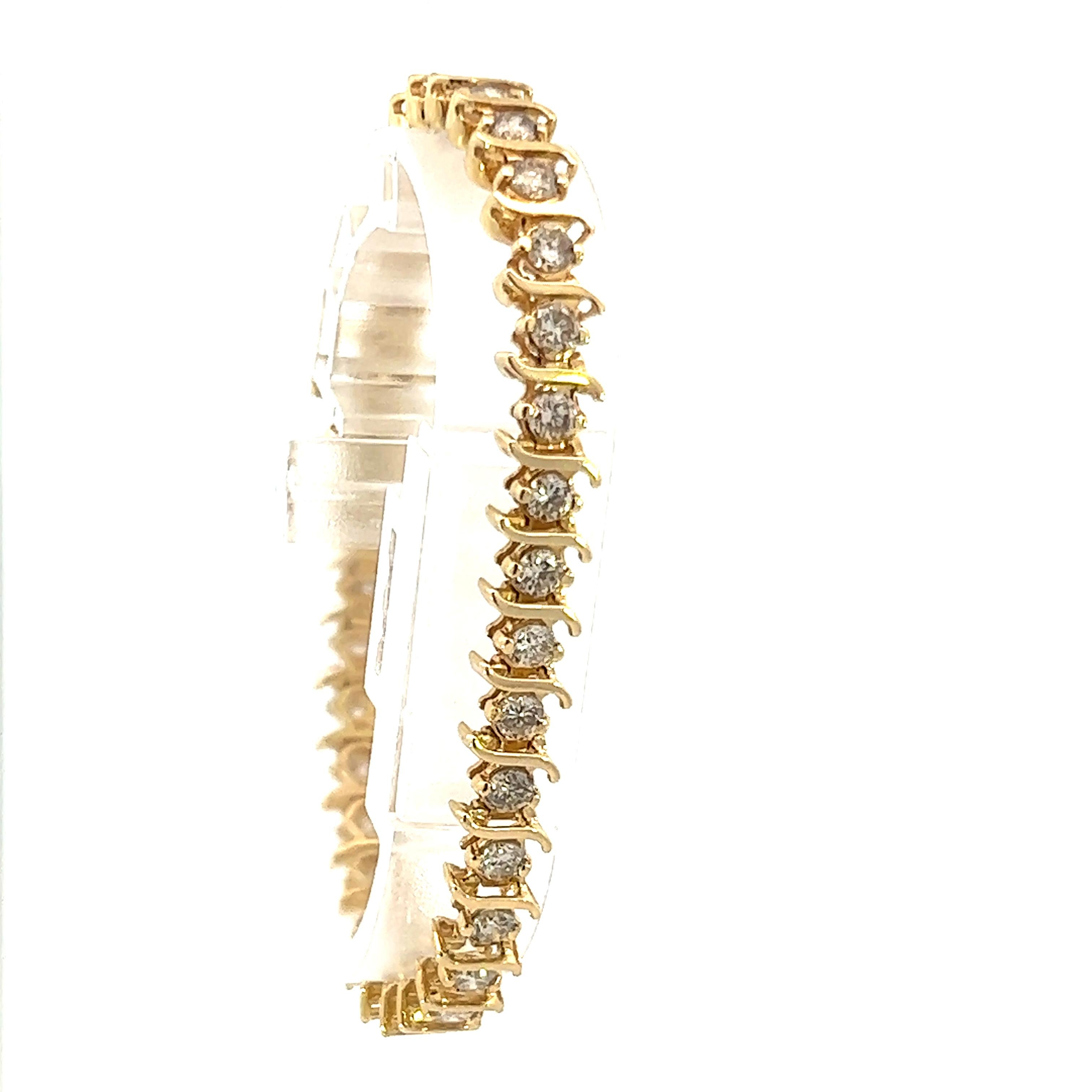 Taille ronde Bracelet en or jaune 14k avec diamants Contemporary  en vente
