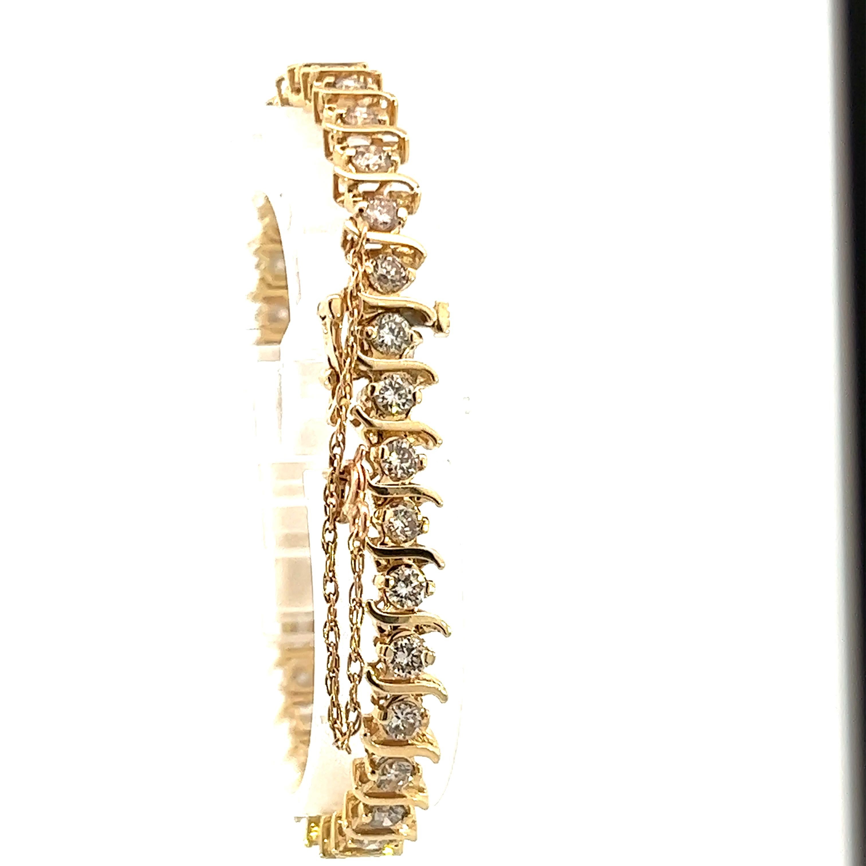Women's or Men's 14k Yellow Gold Contemporary Diamond Bracelet  For Sale