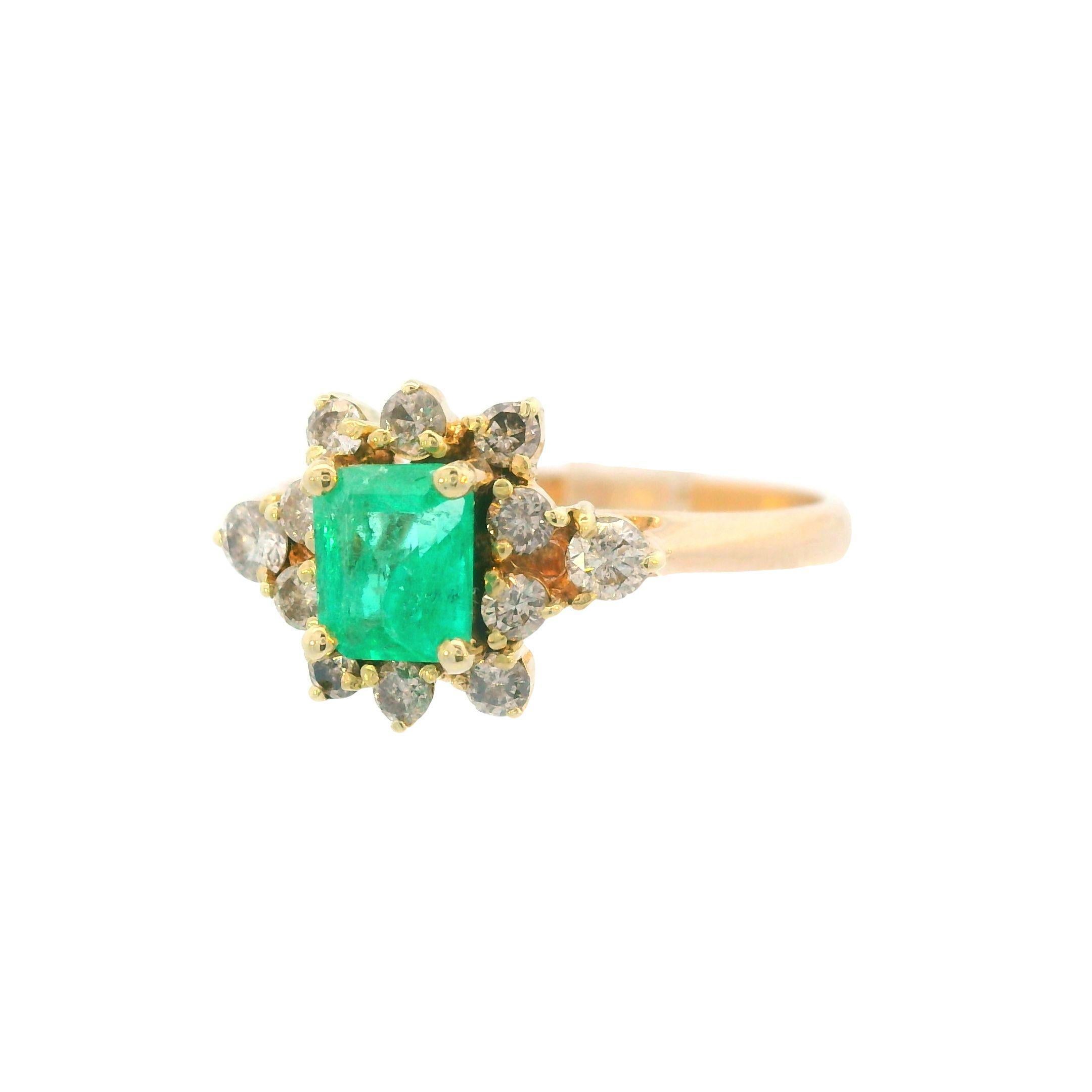 Women's 14K Yellow Gold Contemporary Emerald and Diamond Halo Ring For Sale