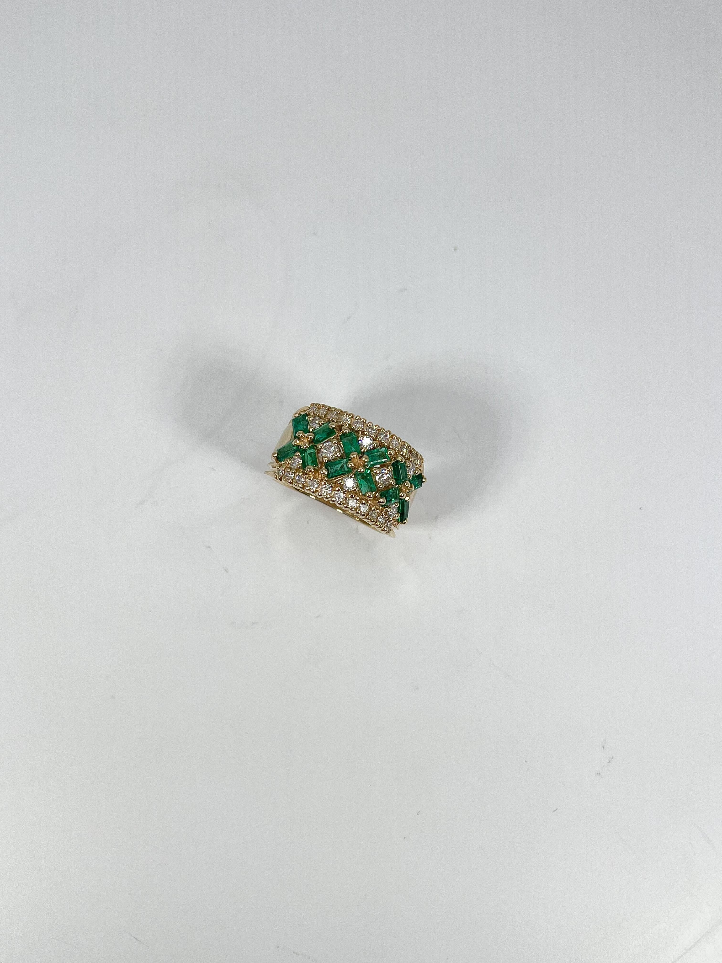 14K Yellow Gold Contemporary Emerald and Diamond Ring  In Excellent Condition For Sale In Stuart, FL