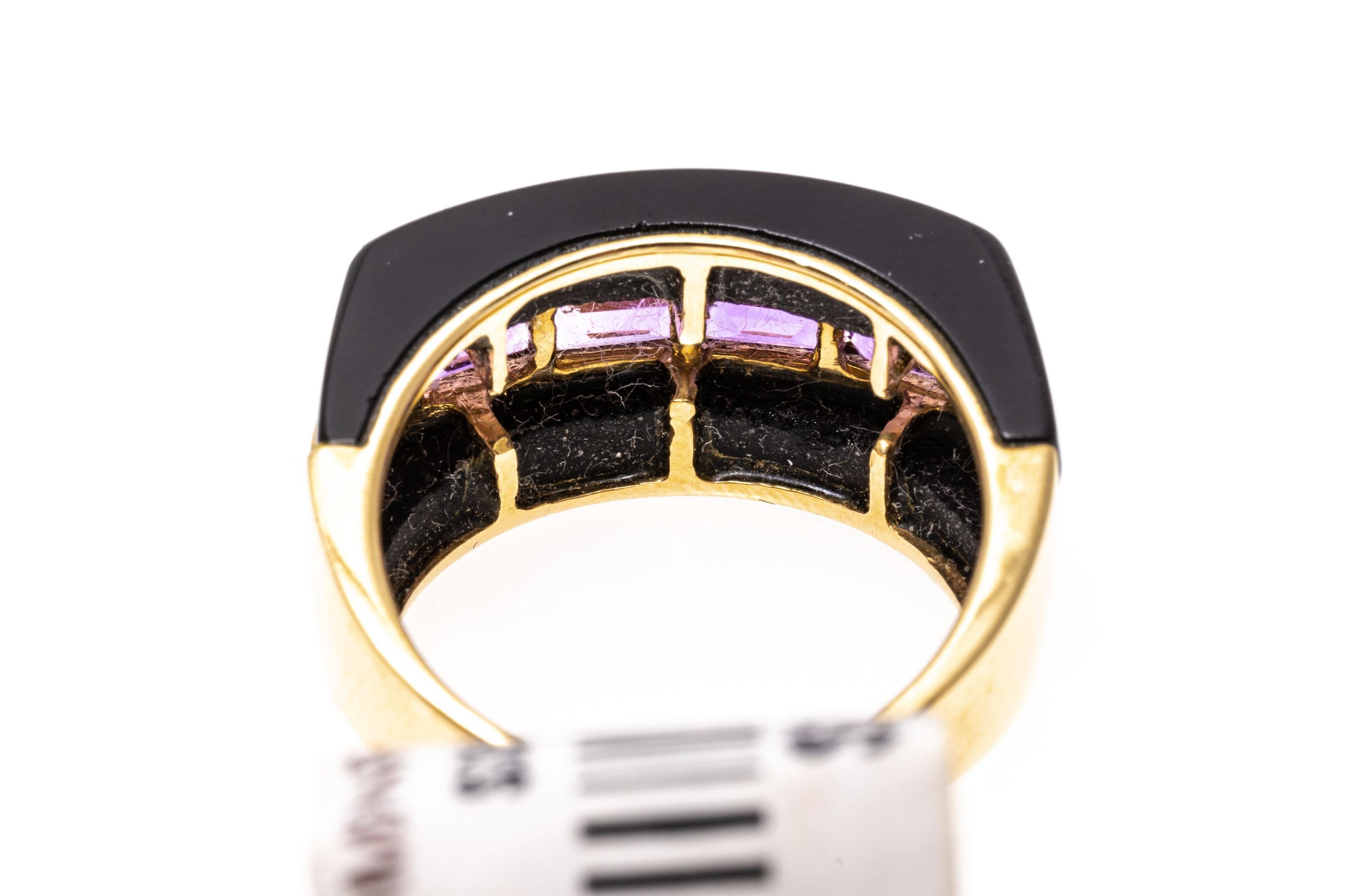 Women's 14k Yellow Gold Contemporary Horizontal Black Onyx and Amethyst Ring For Sale