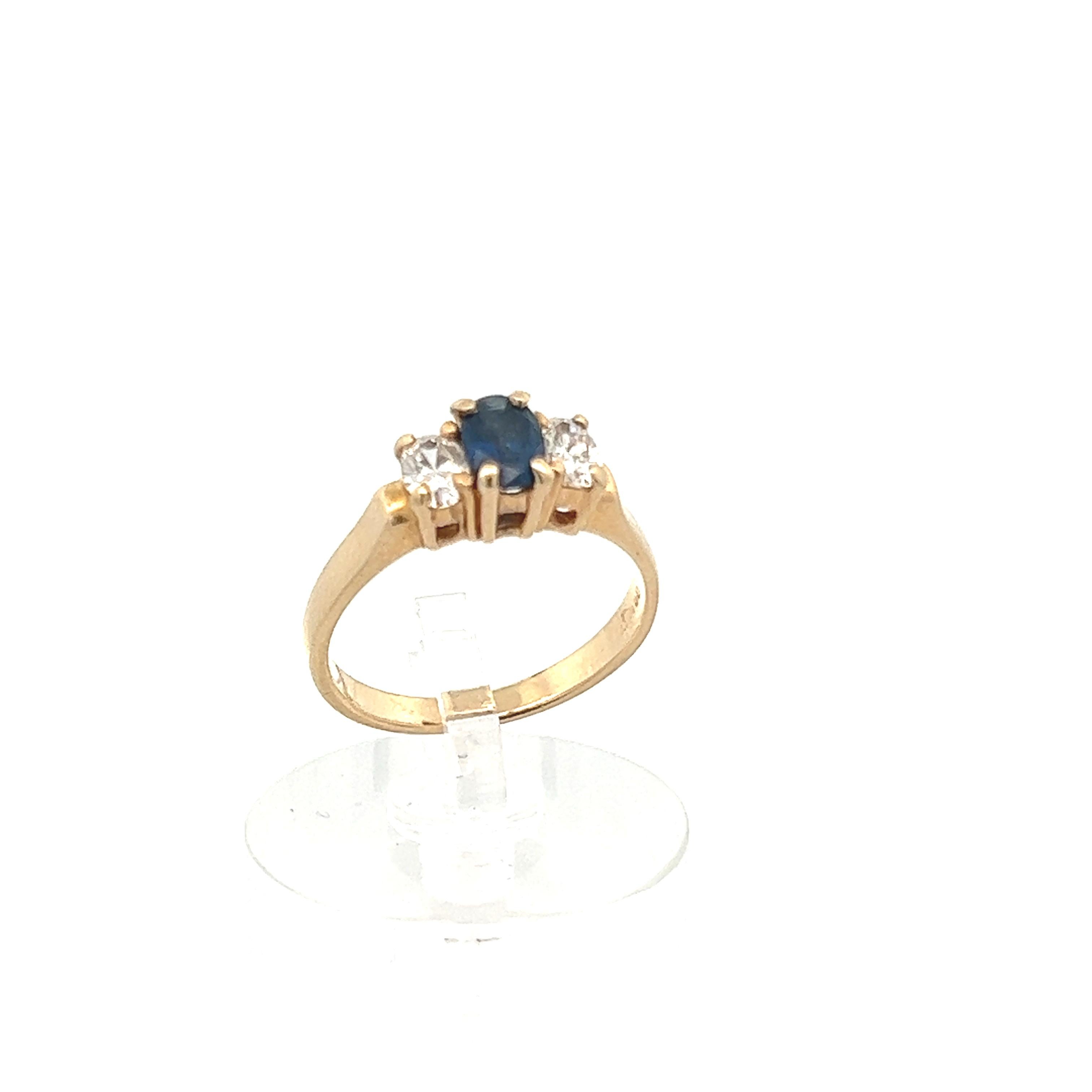14k yellow Gold Contemporary Oval  Sapphire & Oval Diamond Ring  For Sale 1