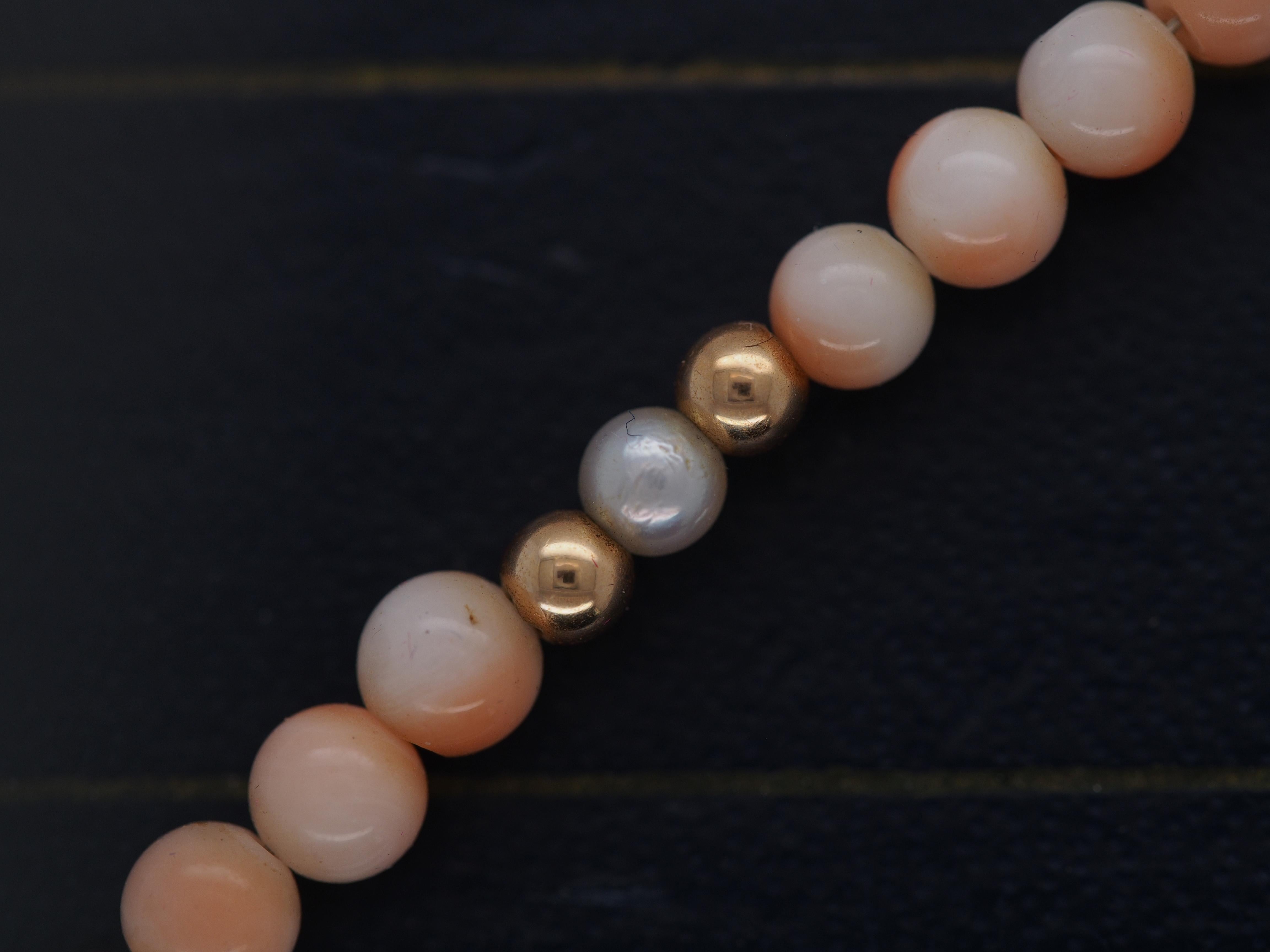 Collier de perles de corail en or jaune 14k avec perles et perles 14k Unisexe en vente