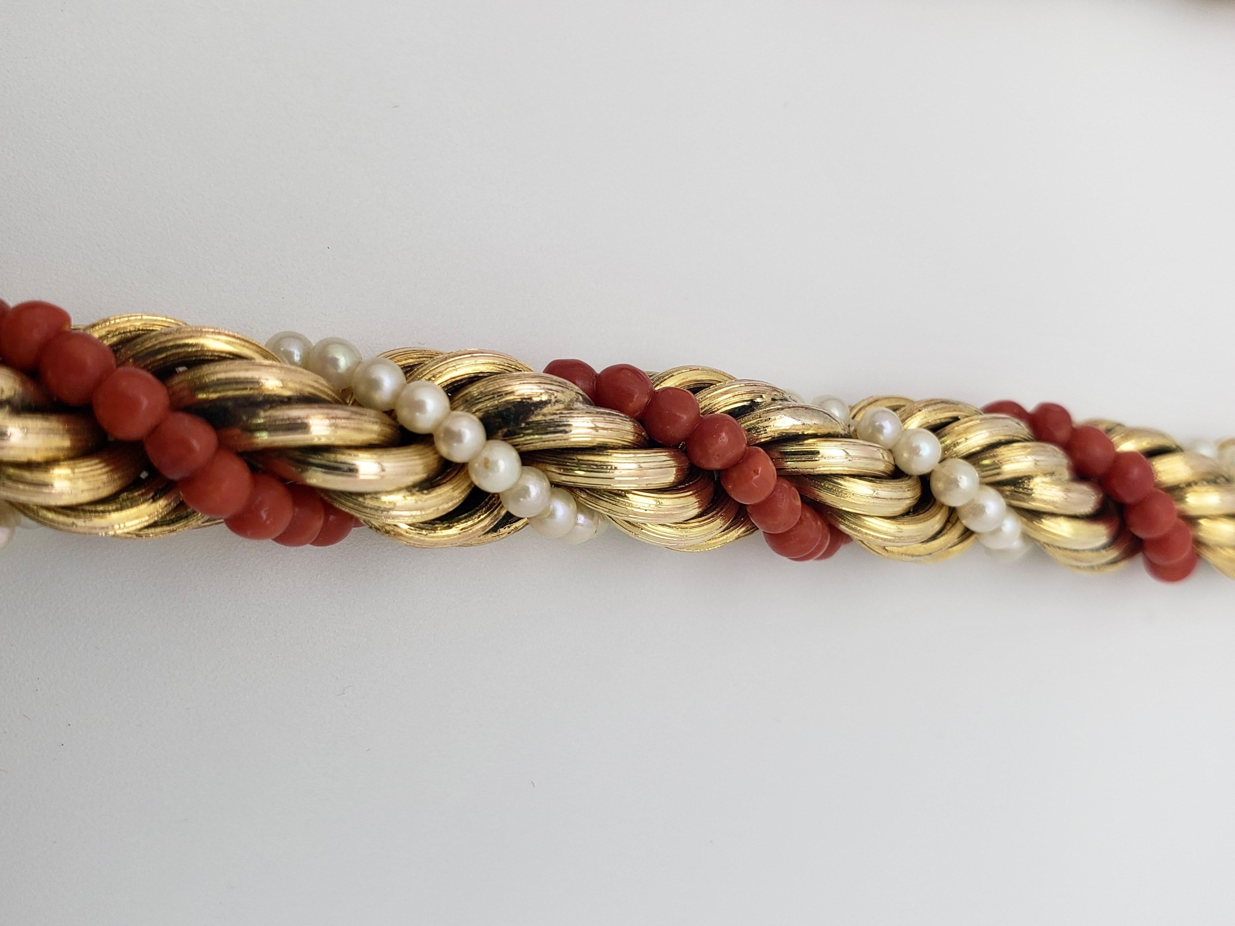 Halskette und Armband aus 14 Karat Gelbgold mit Koralle, Perle und Seil (zubehör)  im Angebot 3