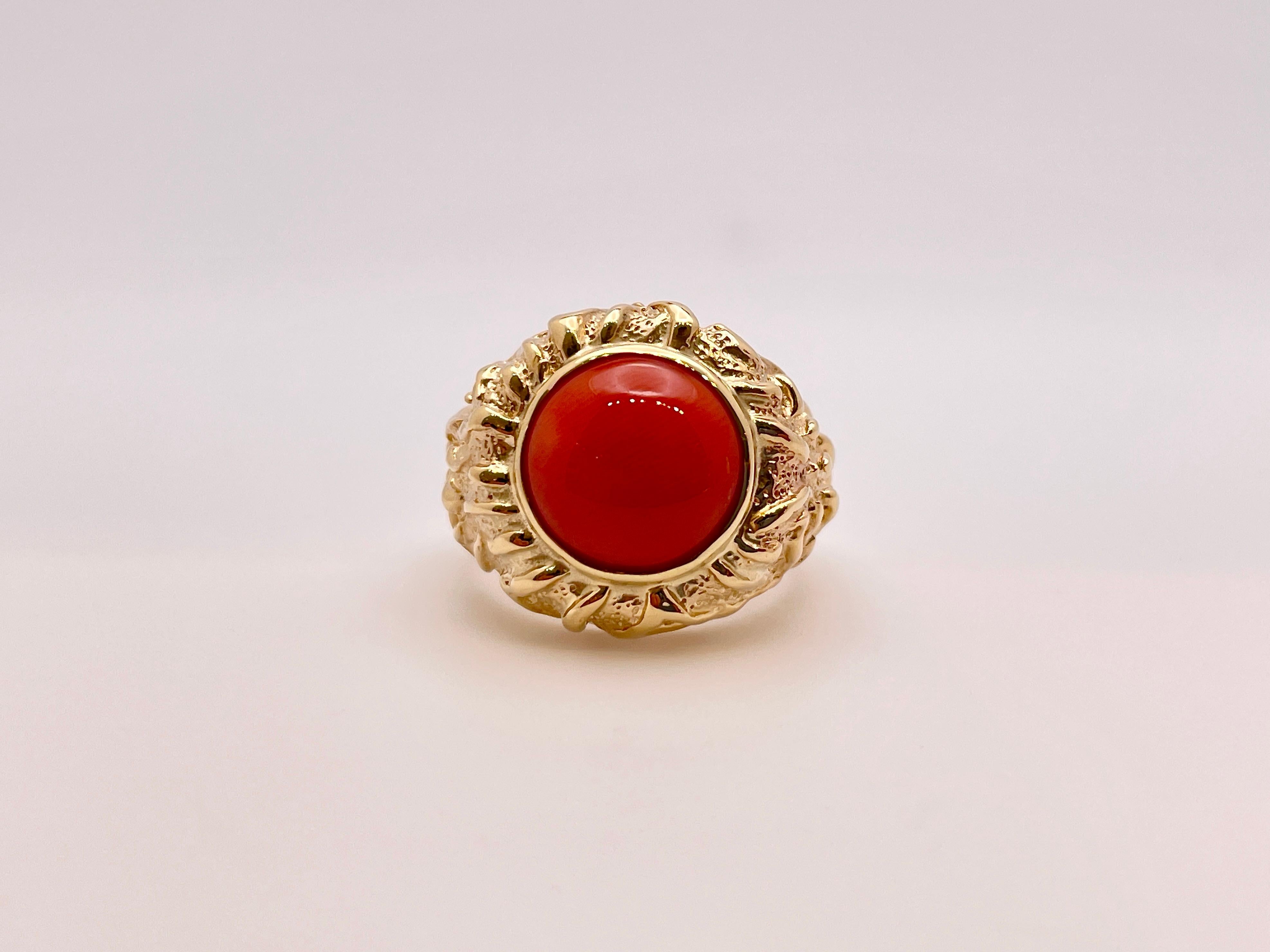 Cabochon 14K Yellow Gold 10 Carat Orange Coral Ring For Sale