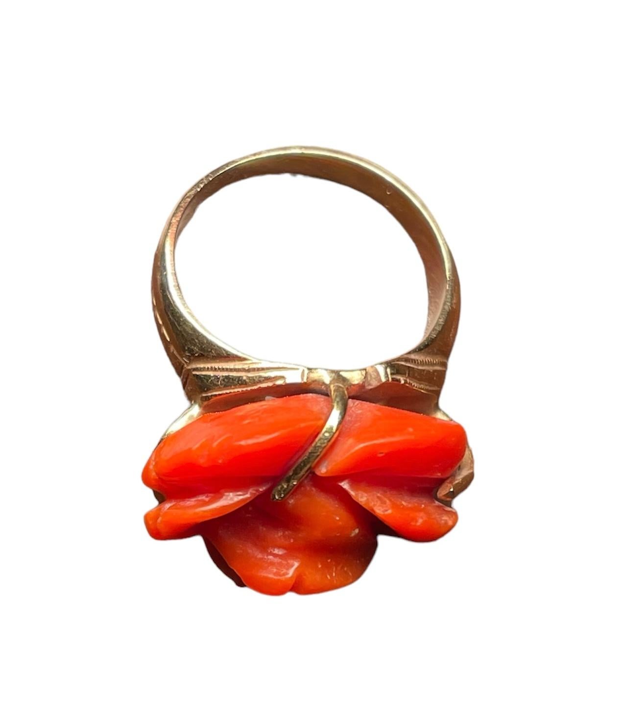 Women's 14K Yellow Gold Coral Ring For Sale