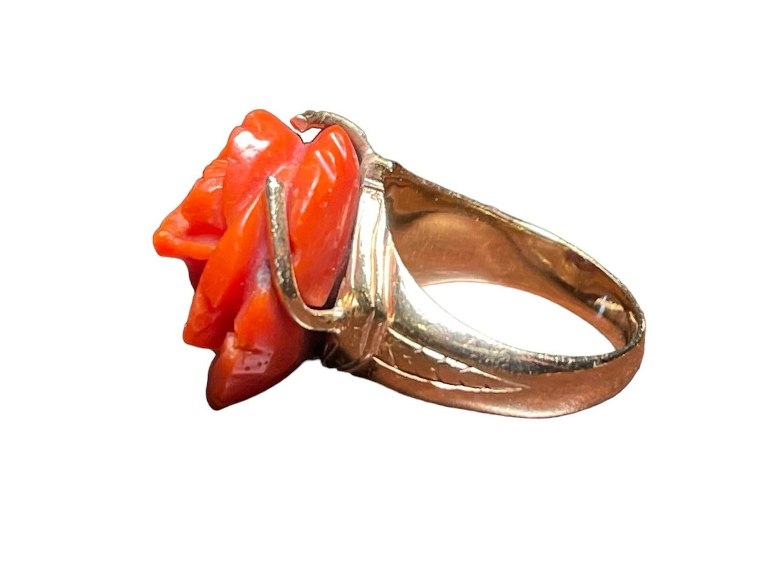 14K Yellow Gold Coral Ring For Sale 2