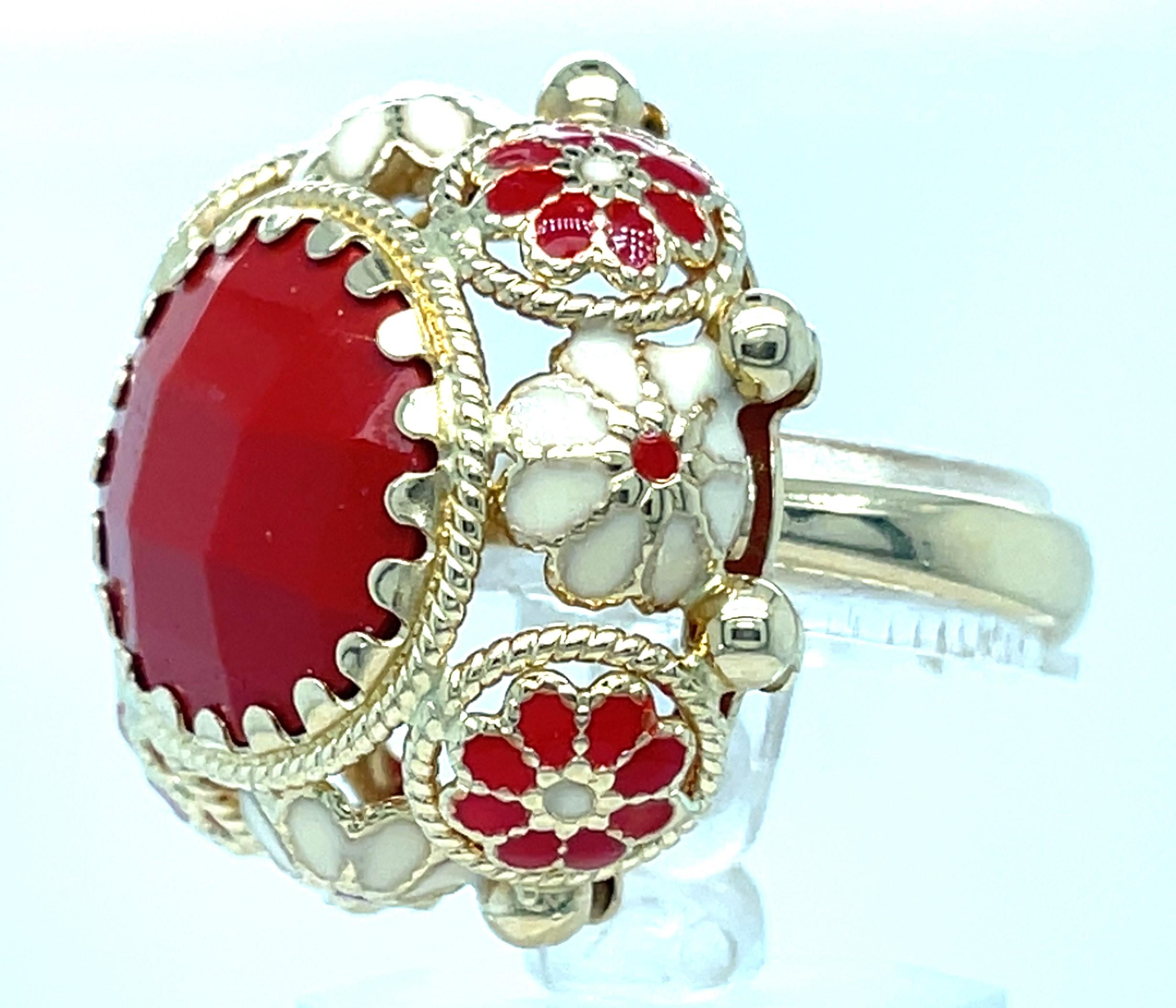 Bague solitaire en or jaune 14 carats et corail avec touches de fleurs en émail, taille 6,5 en vente 3