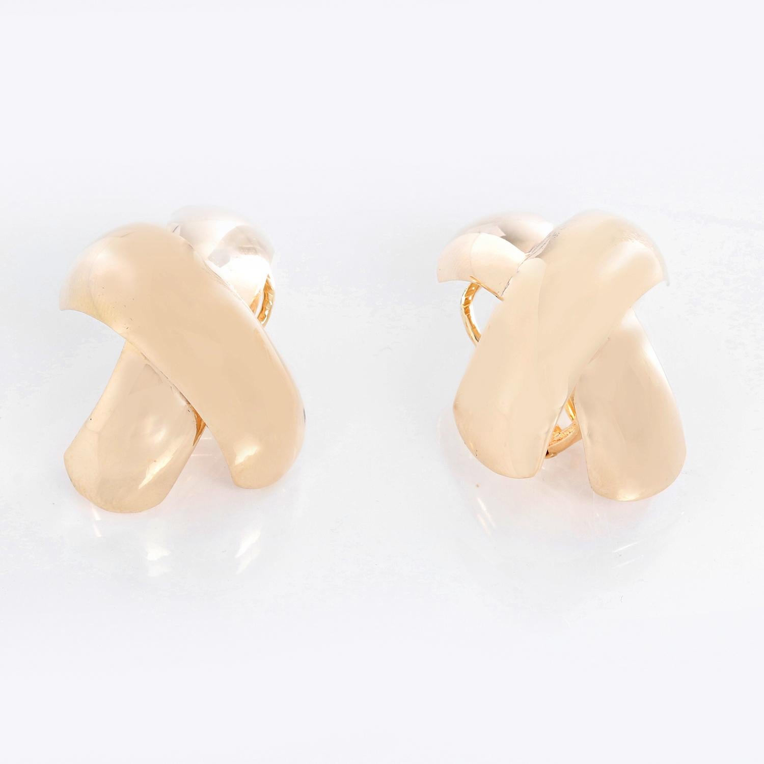 Boucles d'oreilles en or jaune 14 carats à tige croisée Pour femmes en vente