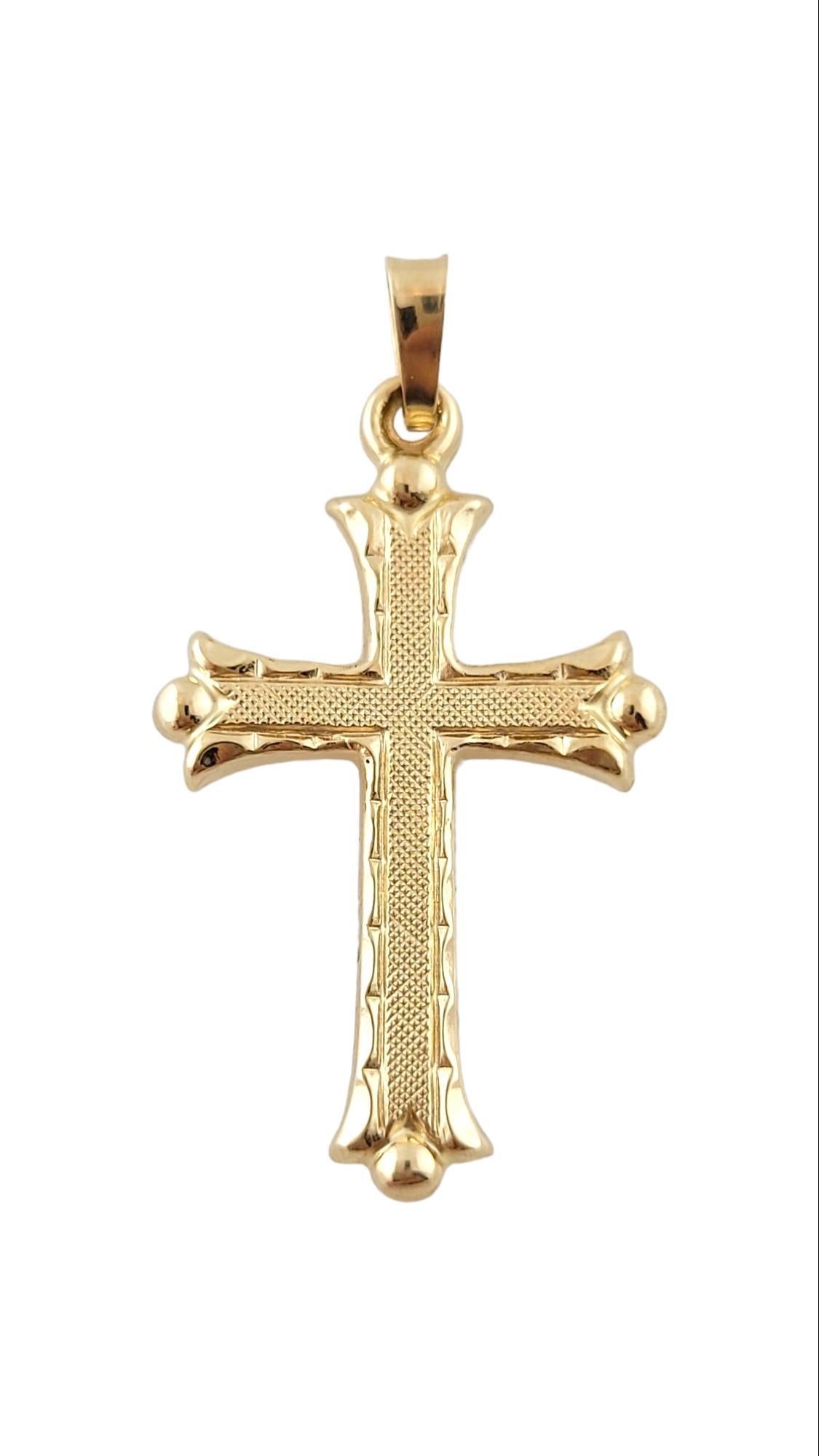 14K Yellow Gold Cross Pendant

This gorgeous cross pendant has beautiful detailing and is crafted from 14K yellow gold for an exquisite finish!

Size: 28.4mm X 17.6mm X 1.8mm
Length w/ bail: 32.9mm

Weight: 1.01 g / 0.7 dwt

Hallmark: 14K

Very good
