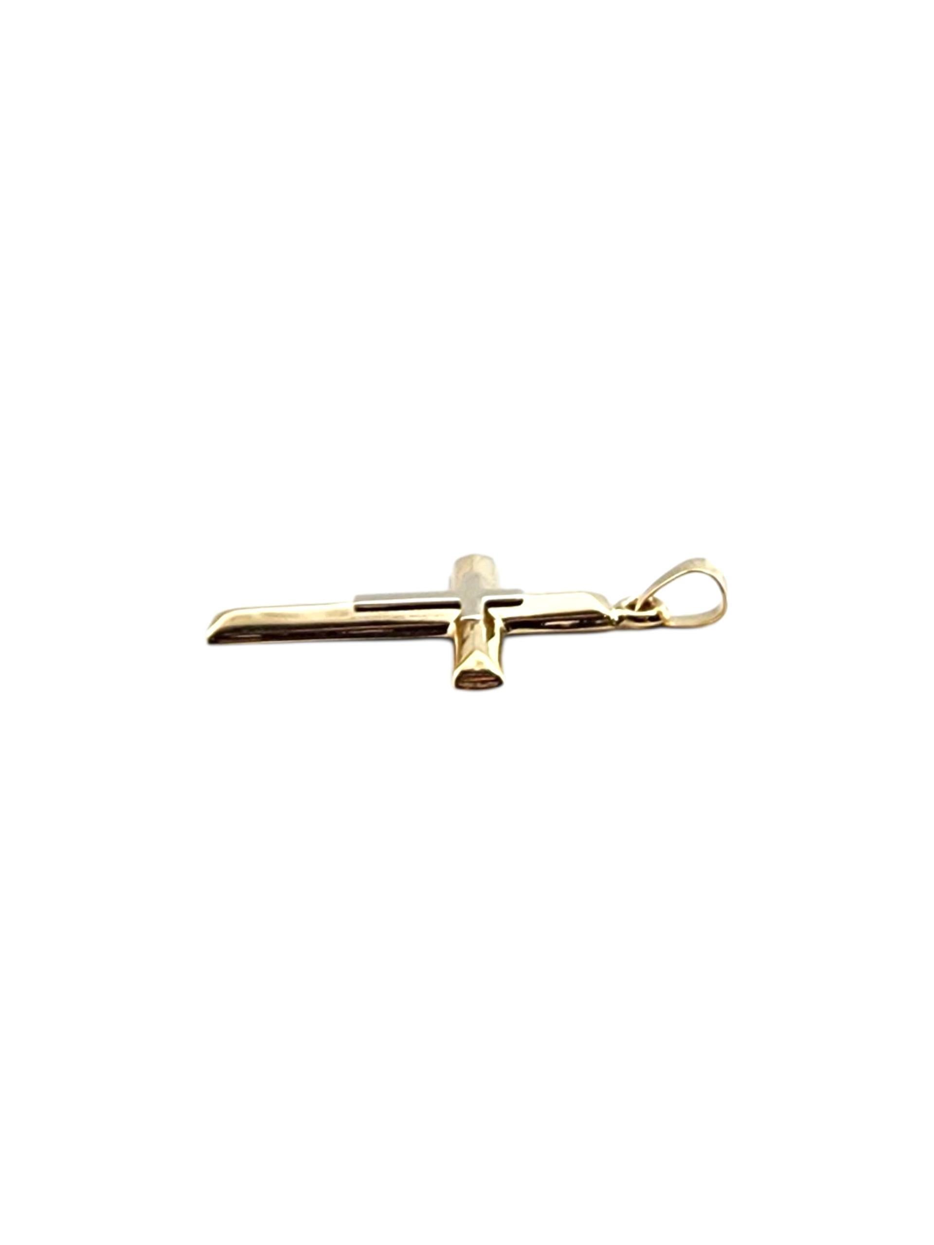 Ciondolo a forma di croce in oro giallo 14K #22341 In condizioni buone in vendita a Washington Depot, CT