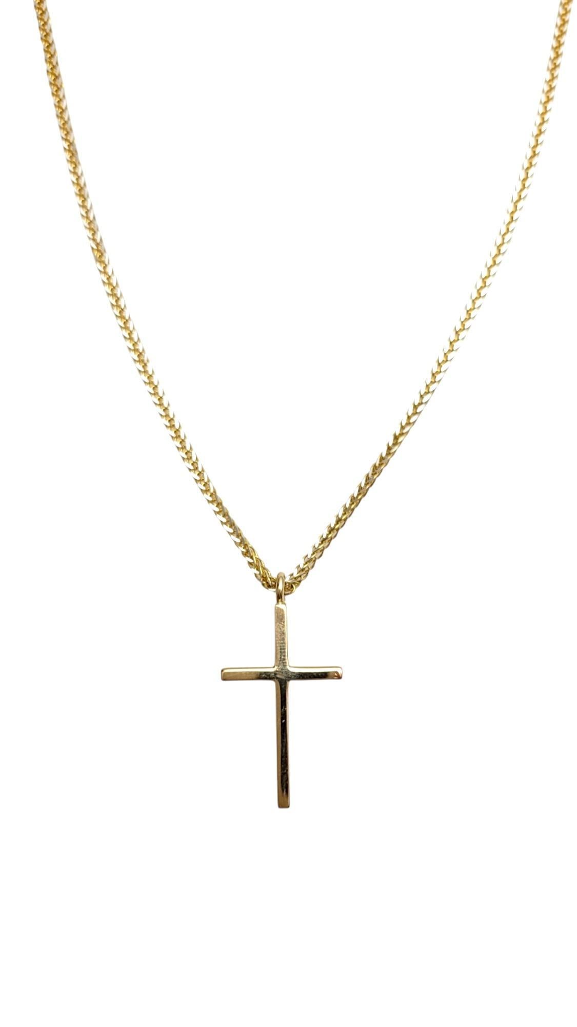 14K Yellow Gold Cross Pendant Necklace #19832 

This timeless cross pendant is a beautiful addition to your collection!

Size: 28.31mm X 14.8mm X 1.74mm

Weight: 7.82 g/ 5.02dwt

Hallmark: Cross:  BAB /  14K Chain: 14K ITALY

Very good condition,