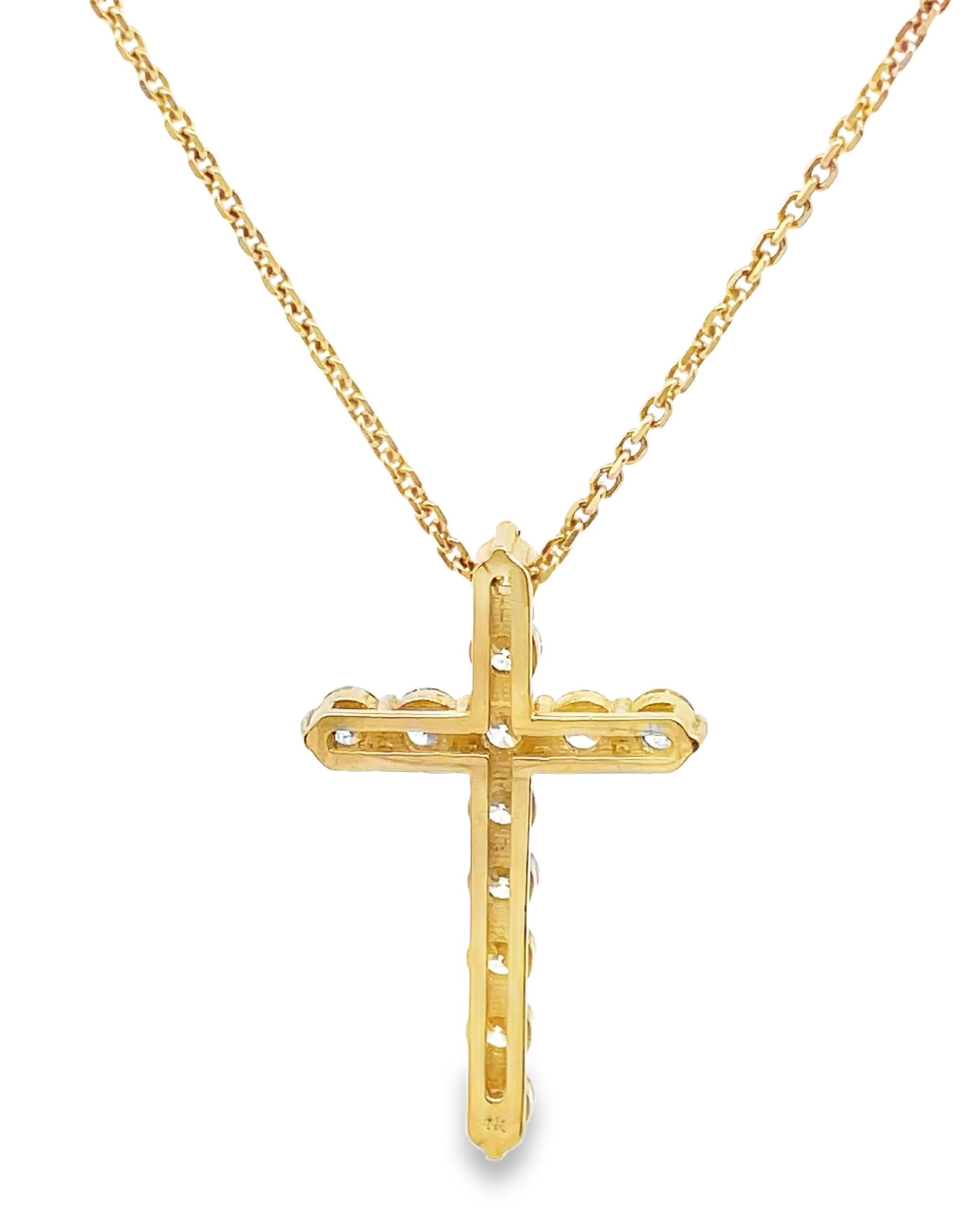 14K Gelbgold Kreuz-Anhänger Halskette mit runden Diamanten 2,02 Karat im Zustand „Neu“ im Angebot in Old Tappan, NJ