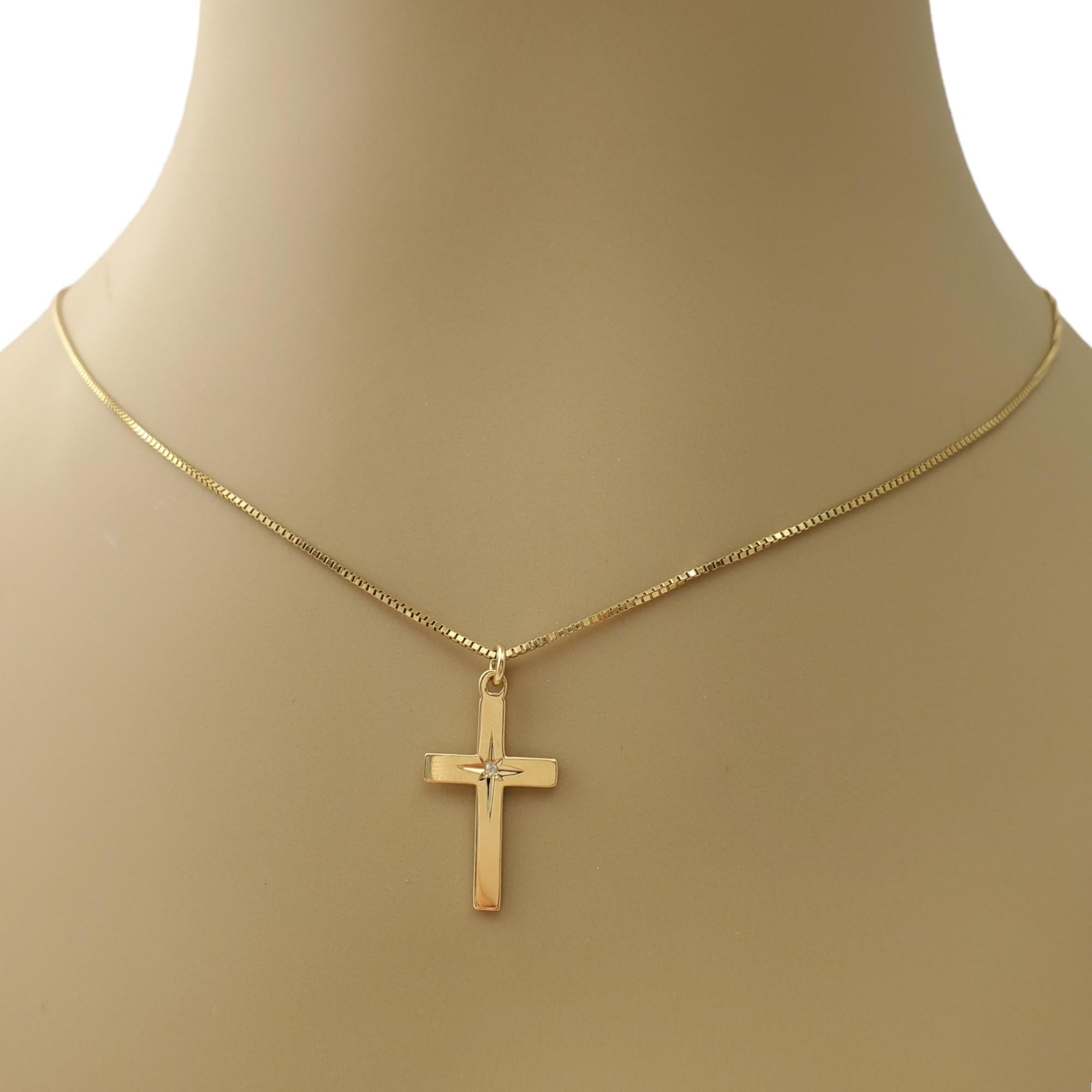 14K Yellow Gold Cross Pendant With Diamond #16557 For Sale 3