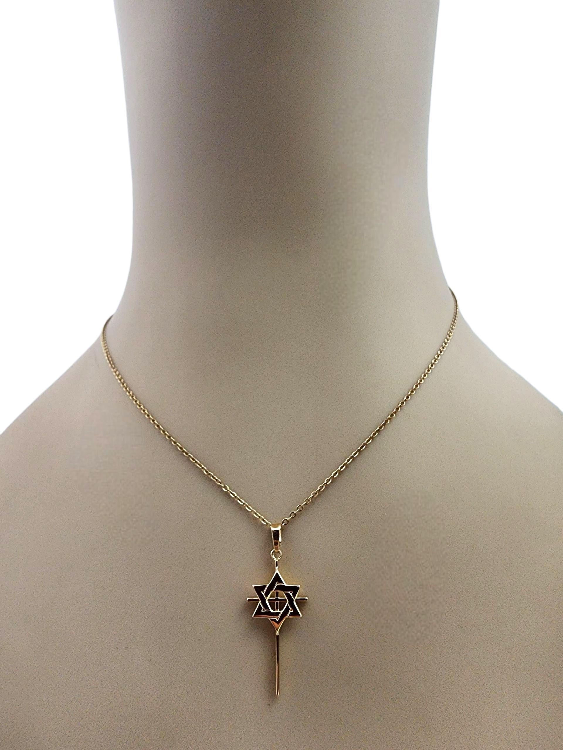 Colgante Cruz de oro amarillo de 14 quilates con estrella judía #22376 en venta 5