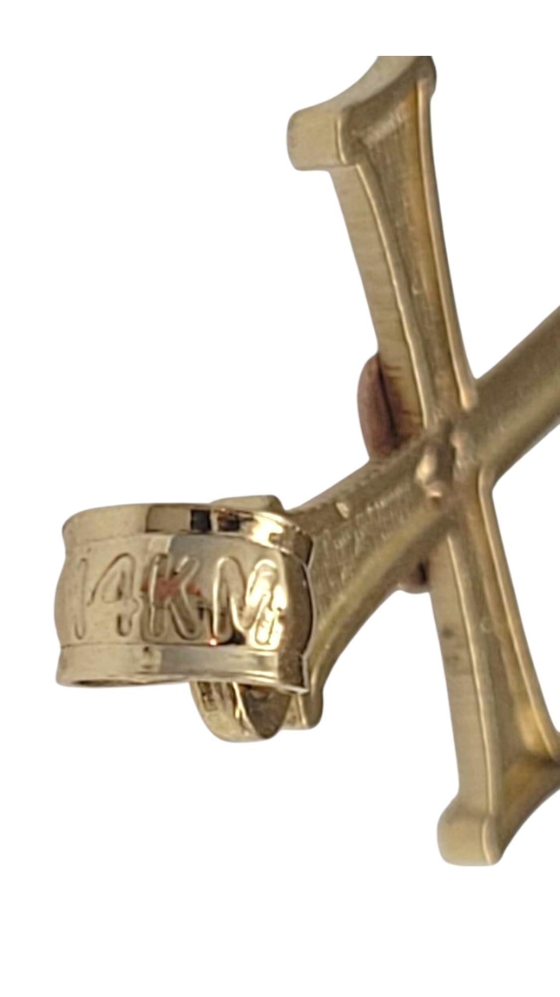14K Yellow Gold Cross with Rose Gold Heart Pendant #21049 In Good Condition In Washington Depot, CT