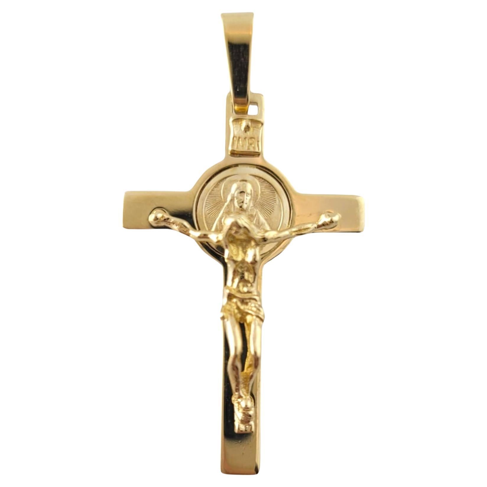 14K Yellow Gold Crucifix Pendant #16902 For Sale