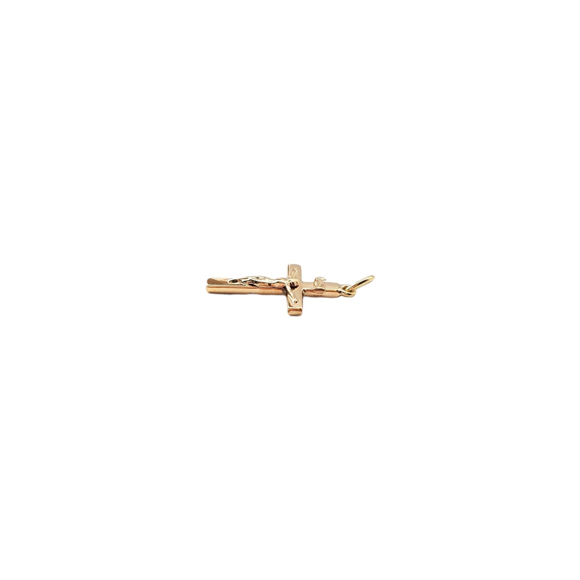 Women's 14K Yellow Gold Crucifix Pendant #17195 For Sale