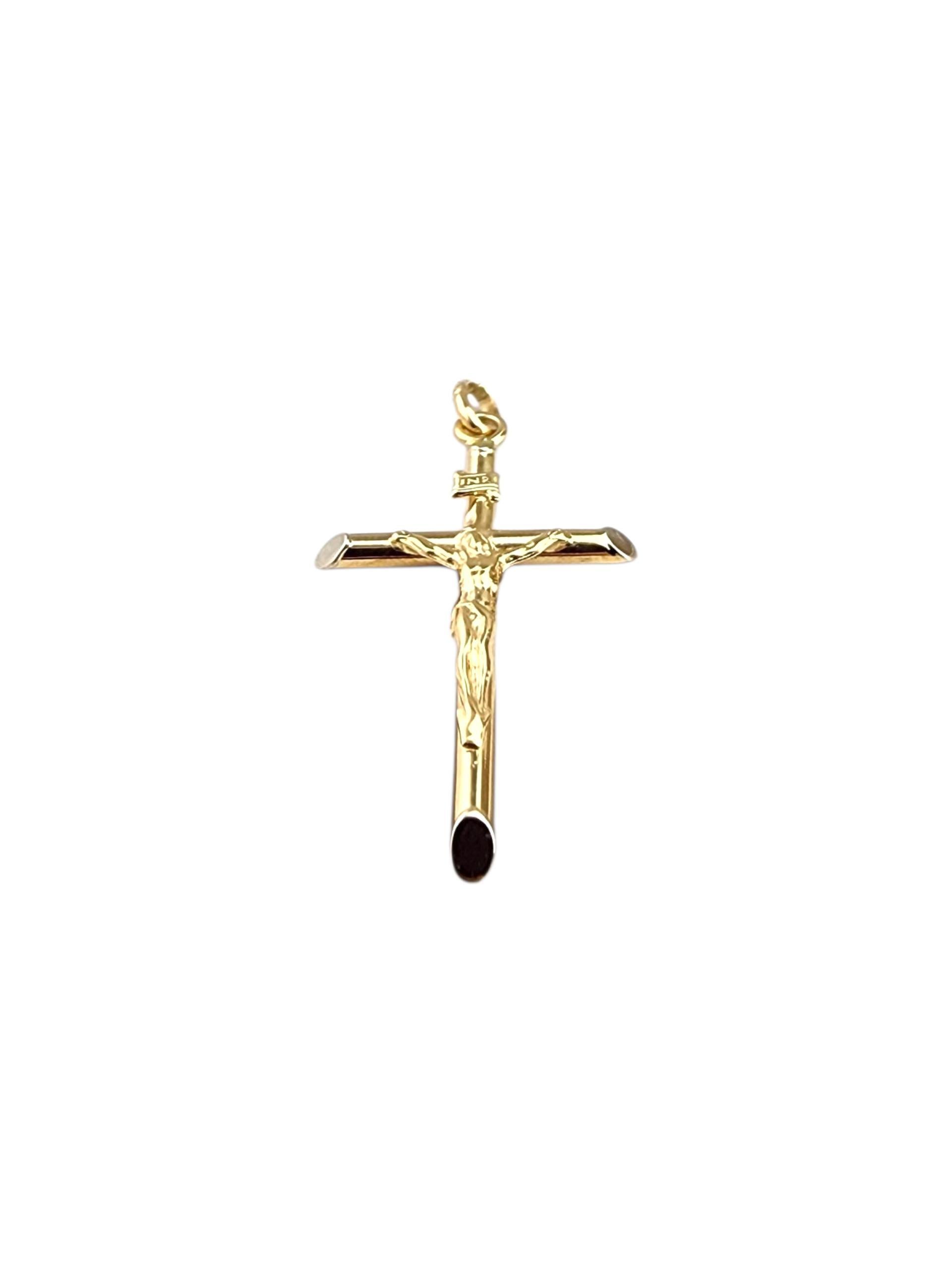 Pendentif Crucifix en or jaune 14K #22356 en vente 1
