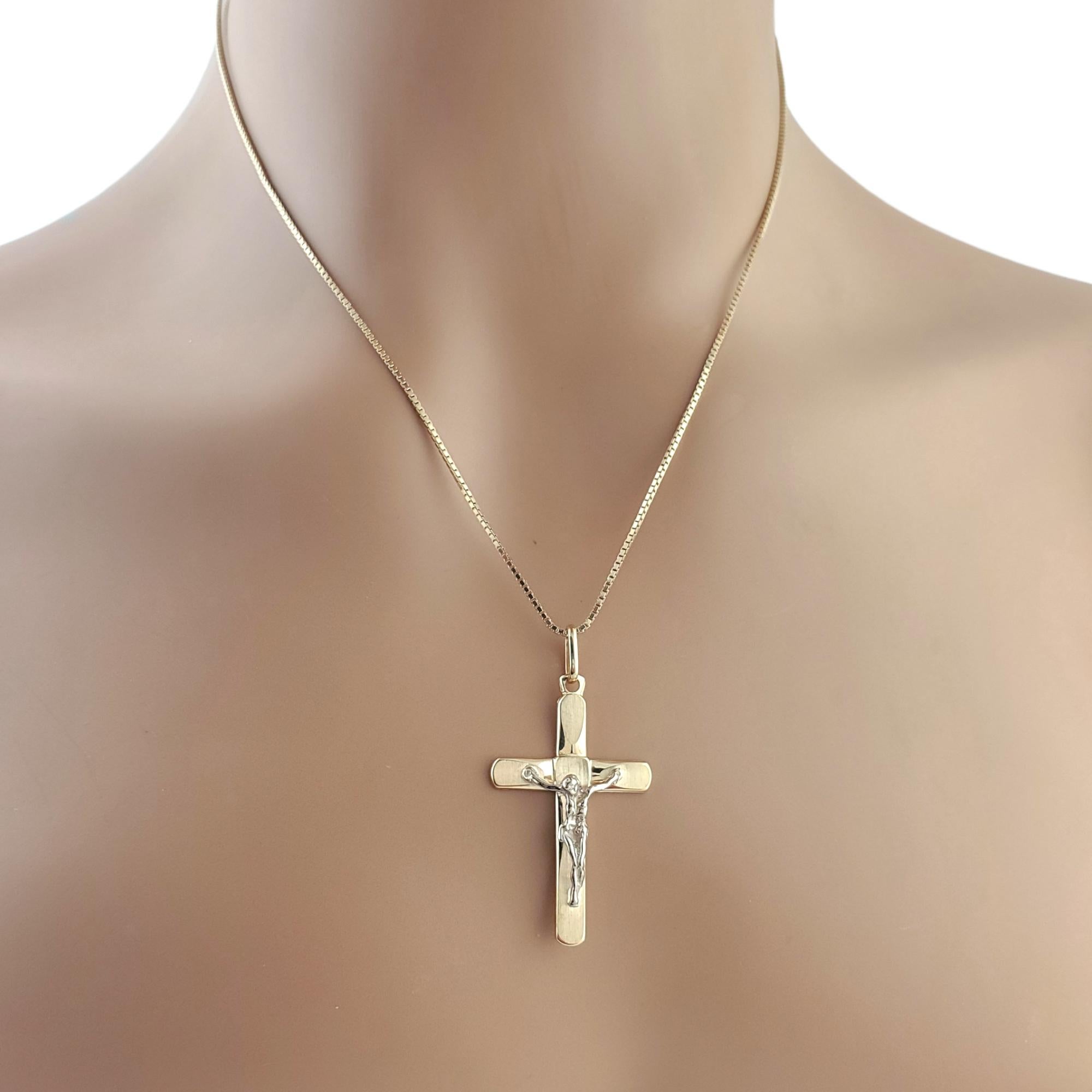 14k gold crucifix pendant
