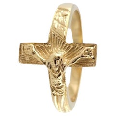 Vintage 14K Yellow Gold Crucifix Ring with Beautiful Detail #16772