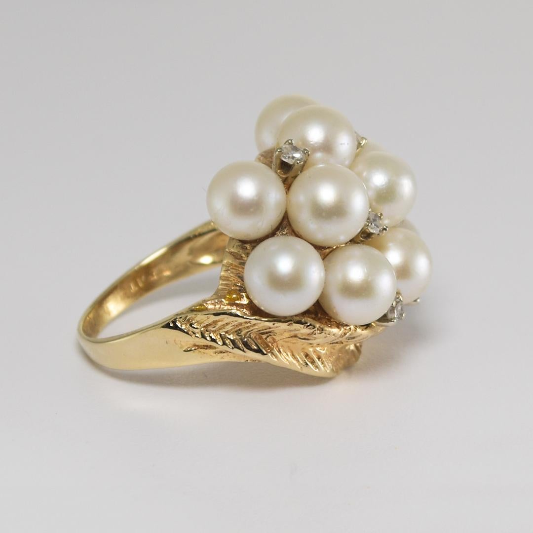 Taille ronde Bague en or jaune 14 carats, perle de culture et diamants en vente