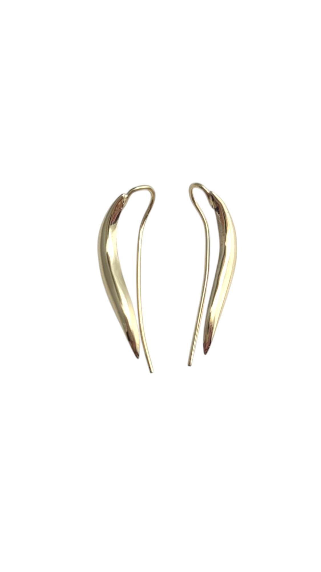 14K Yellow Gold Curved Feather Earrings #21084 For Sale