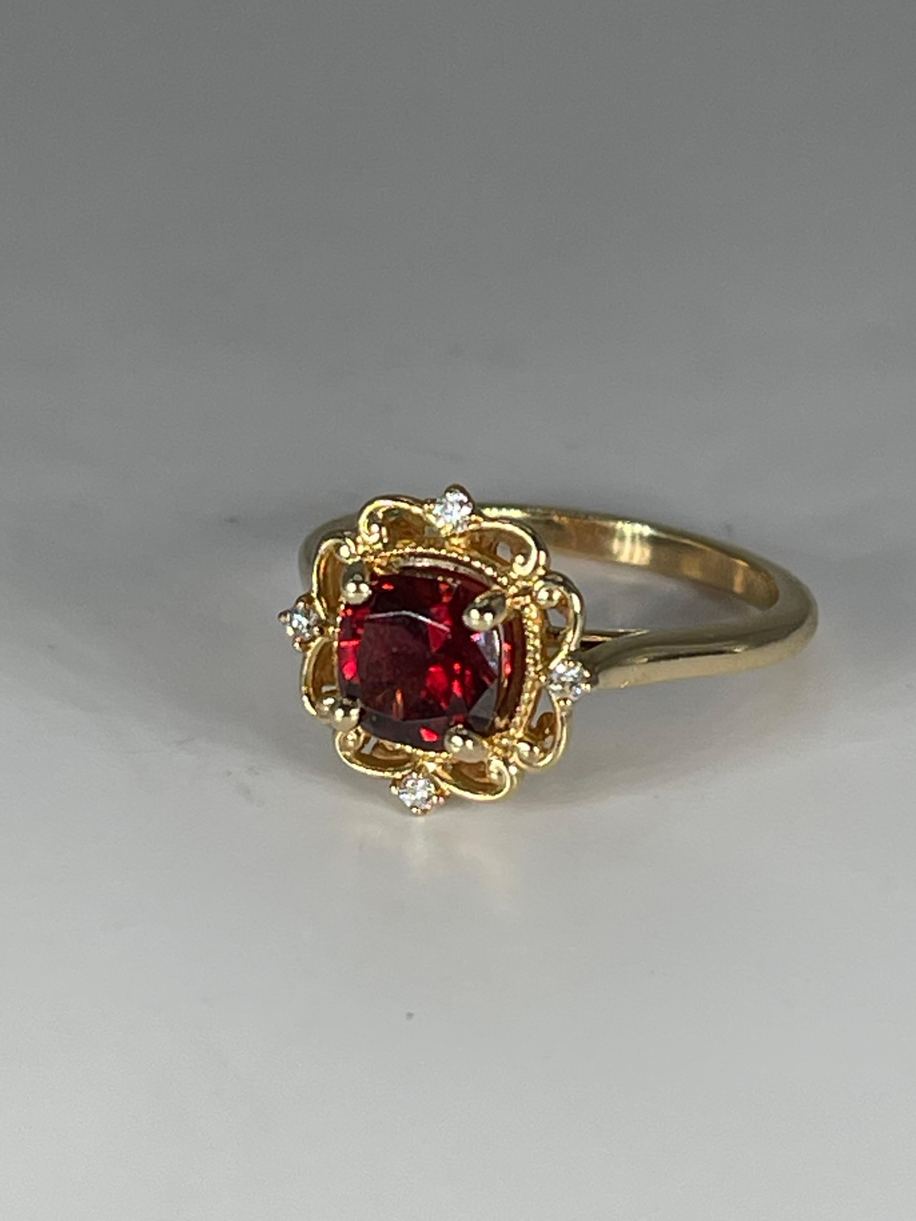 14K Yellow Gold Cushion 1.40 CTW Spinel with Diamonds  In Excellent Condition For Sale In Stuart, FL