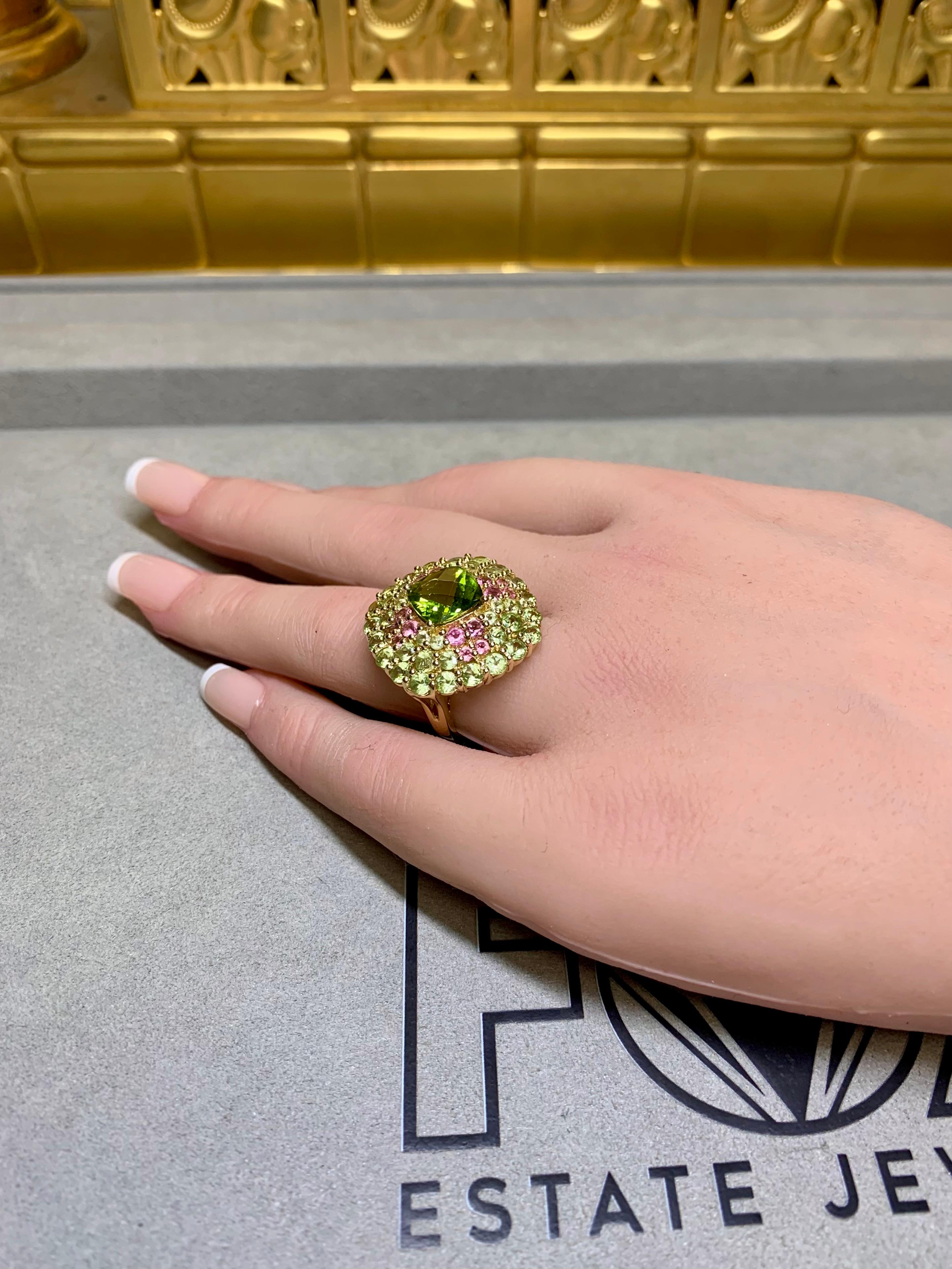 14K Yellow Gold Cushion Shaped Peridot Tourmaline Large Cocktail Ring Sz 7 For Sale 1
