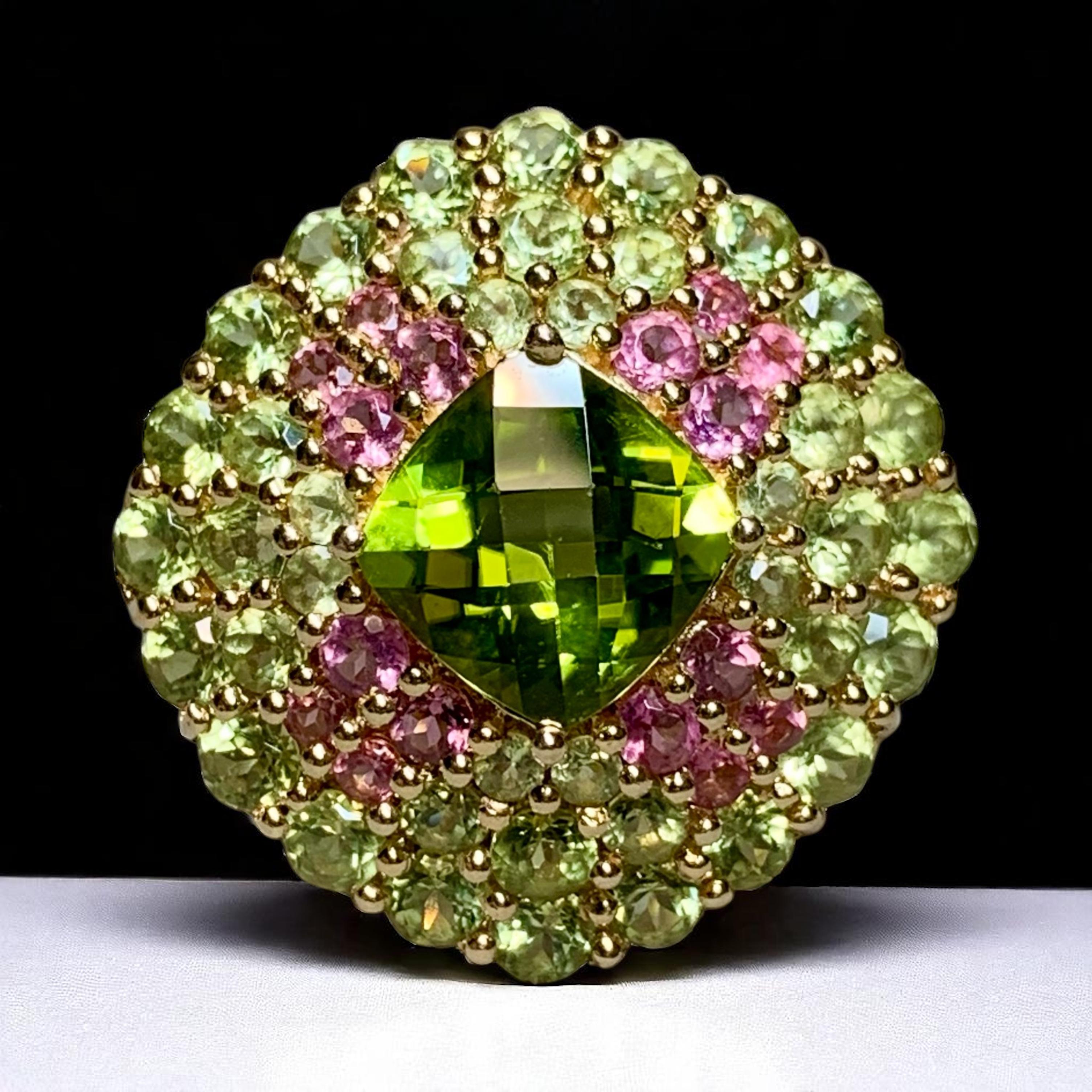 14K Yellow Gold Cushion Shaped Peridot Tourmaline Large Cocktail Ring Sz 7 For Sale 3