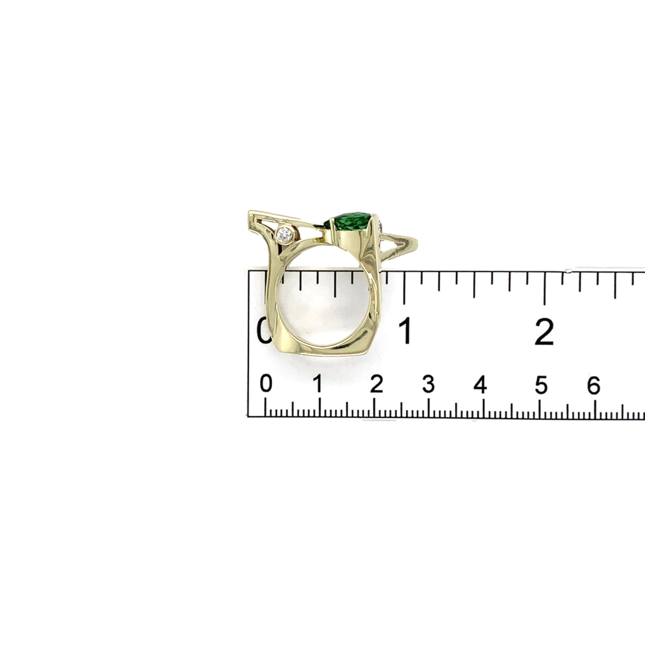 Modernistischer Peridot- und Diamantring aus 14 Karat Gelbgold von Harry Roa im Angebot 9