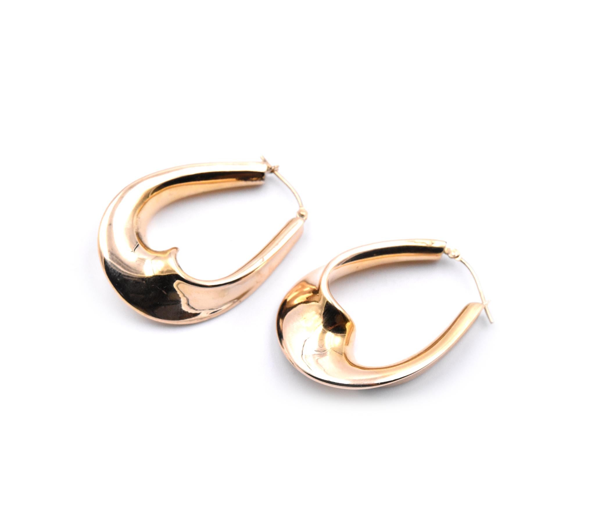 14 Karat Yellow Gold Custom Swirl Hoop Earrings In Excellent Condition In Scottsdale, AZ