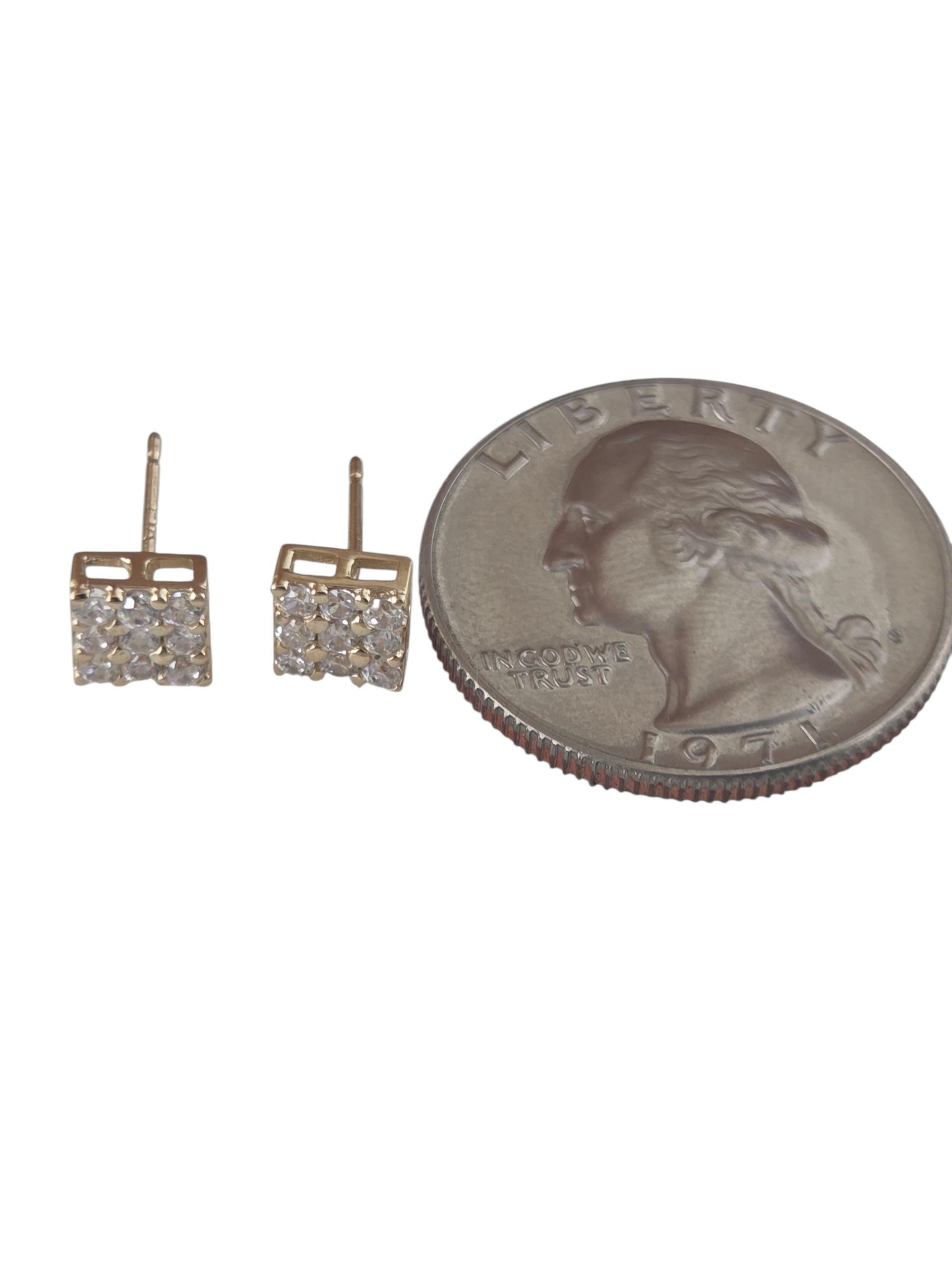 Orecchini a grappolo quadrati in oro giallo 14K #23723 in vendita 1