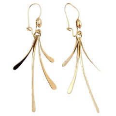EEF14AGSNR Antique Gold Pearl Dangle Earrings Sansa Red