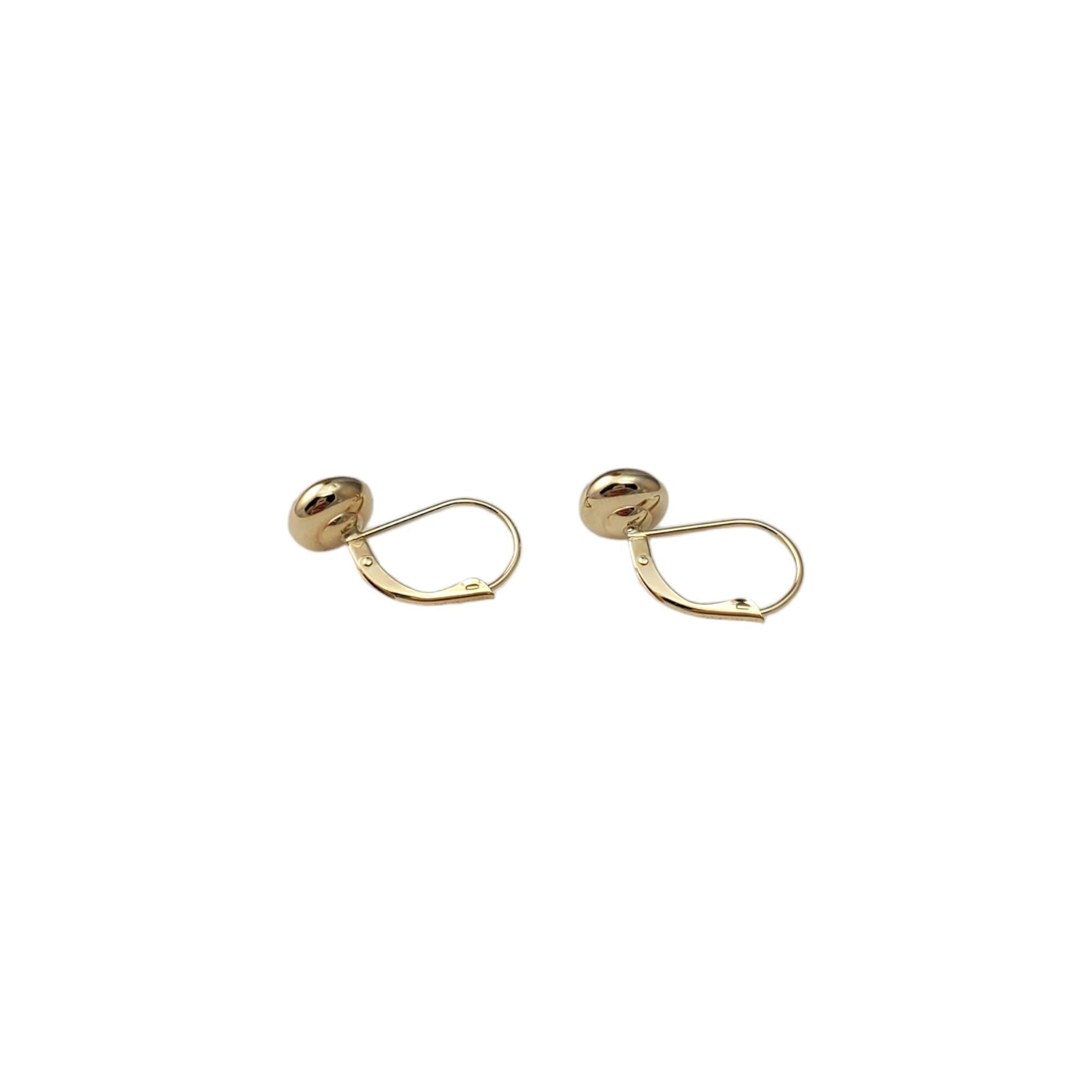 Vintage 14K Yellow Gold Earrings- 

This classic accessory adds a sleek design to any outfit. 

Size:  20.44mm X 15.82mm

Weight:  0.5 dwt. /  0.78 gr.

Stamped 585 SEG

Very good condition, professionally polished.

Will come packaged in a gift box