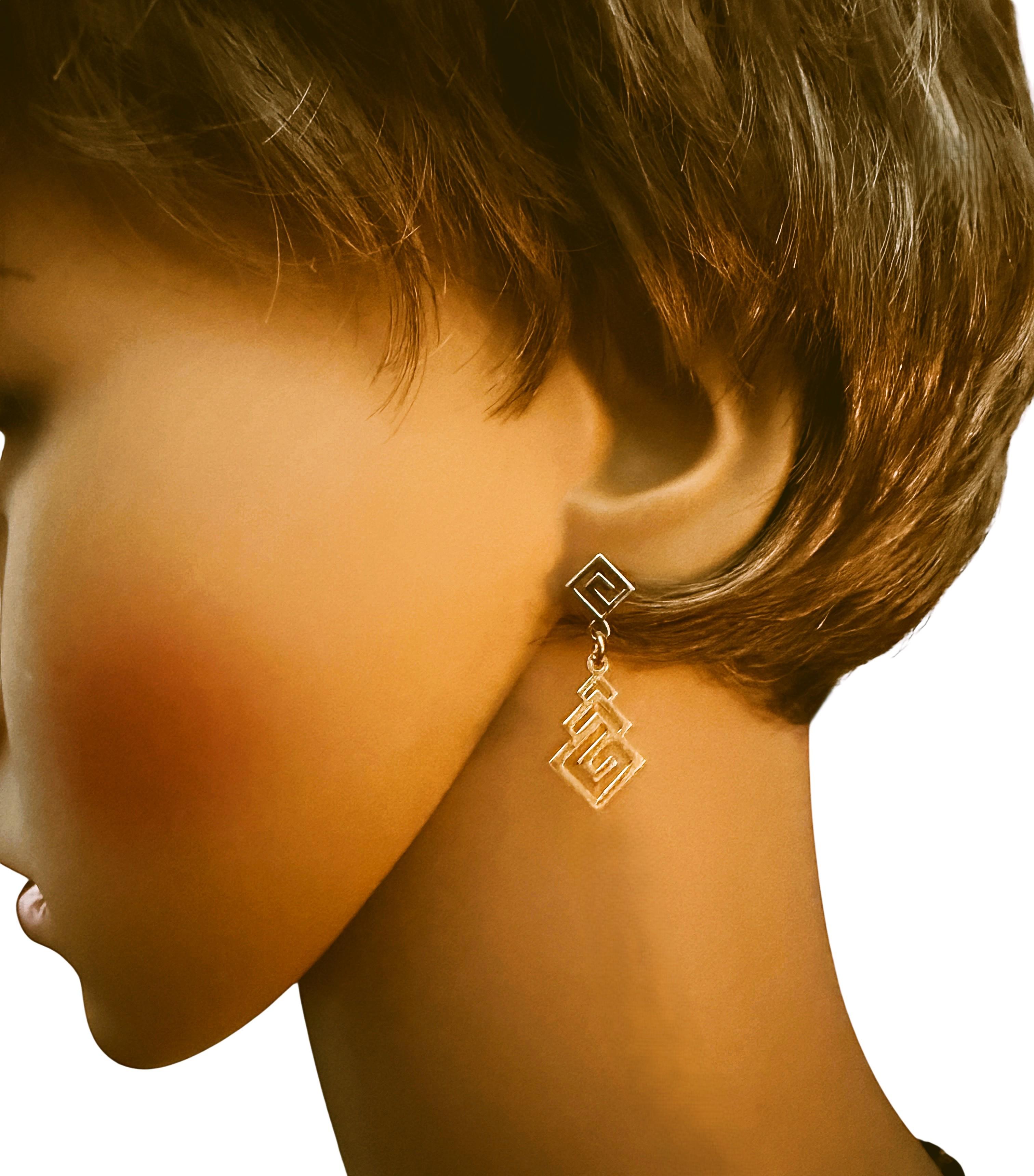 Art déco Boucles d'oreilles pendantes géométriques en or jaune 14k en vente