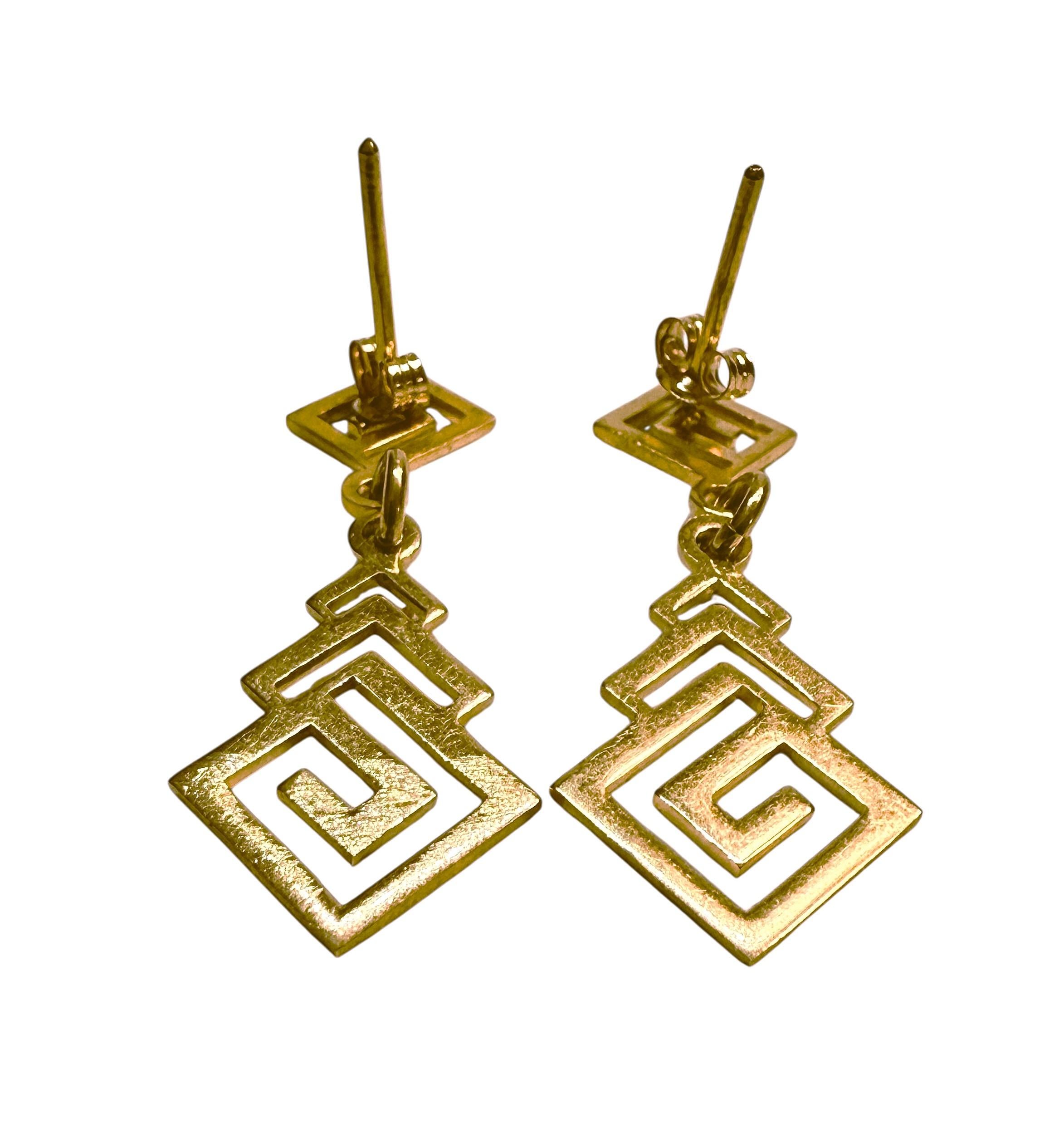 Boucles d'oreilles pendantes géométriques en or jaune 14k en vente 1