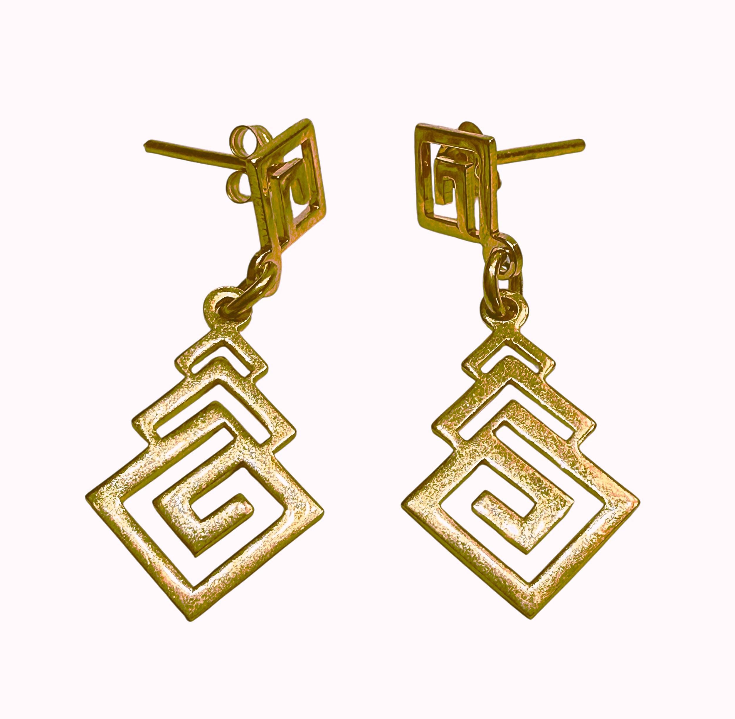 Boucles d'oreilles pendantes géométriques en or jaune 14k en vente 3
