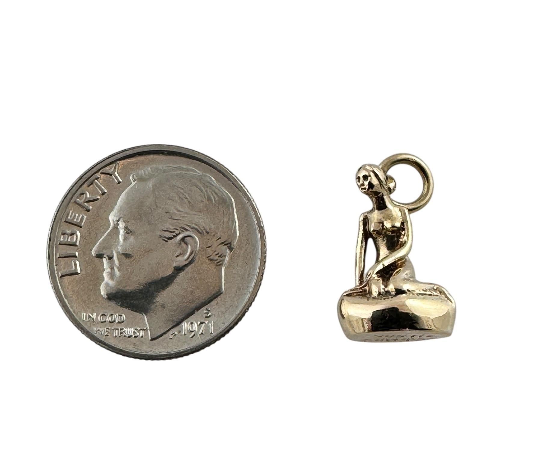 Breloque/pendentif danois The Little Mermaid Statue en or jaune 14 carats n° 19603 en vente 3
