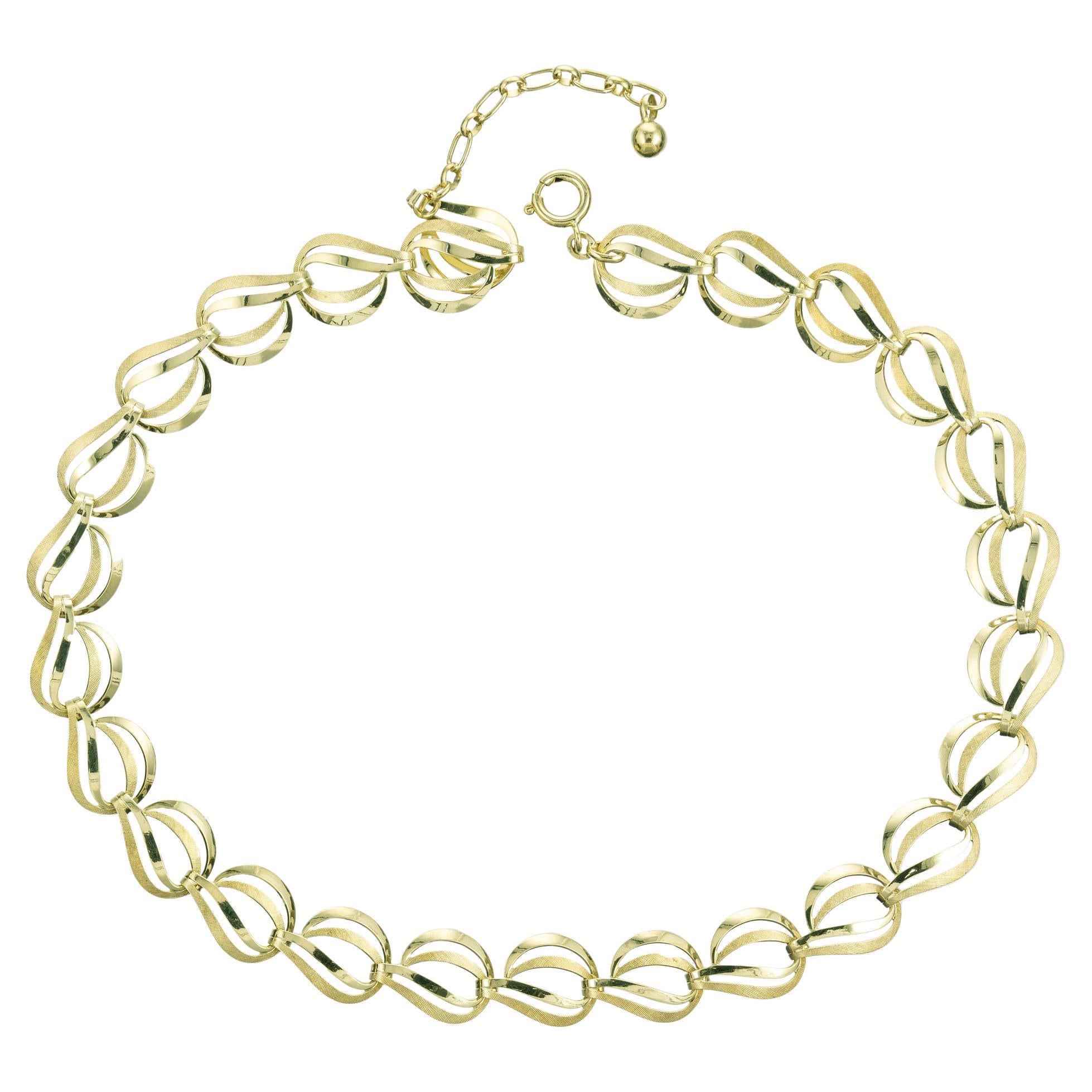 14k Yellow Gold Designer Swirl Link Necklace For Sale
