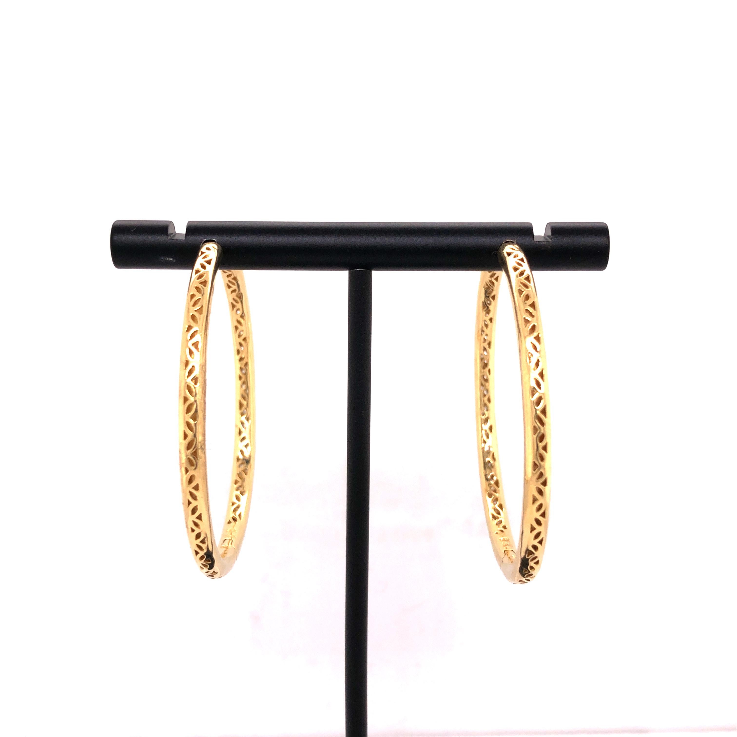 14 Karat Yellow Gold Diamond Hoop Earrings In New Condition For Sale In New York, NY