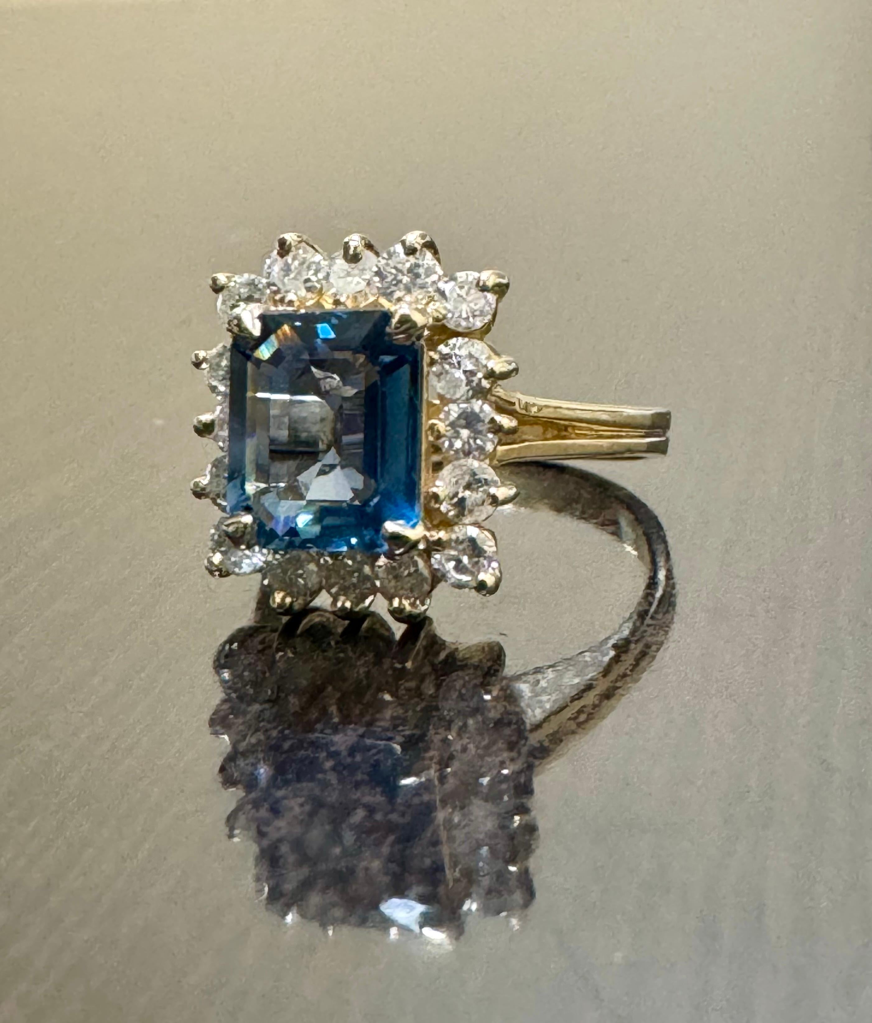 14K Yellow Gold Diamond 2.54 Carat Emerald Cut Blue Sapphire Engagement Ring For Sale 2