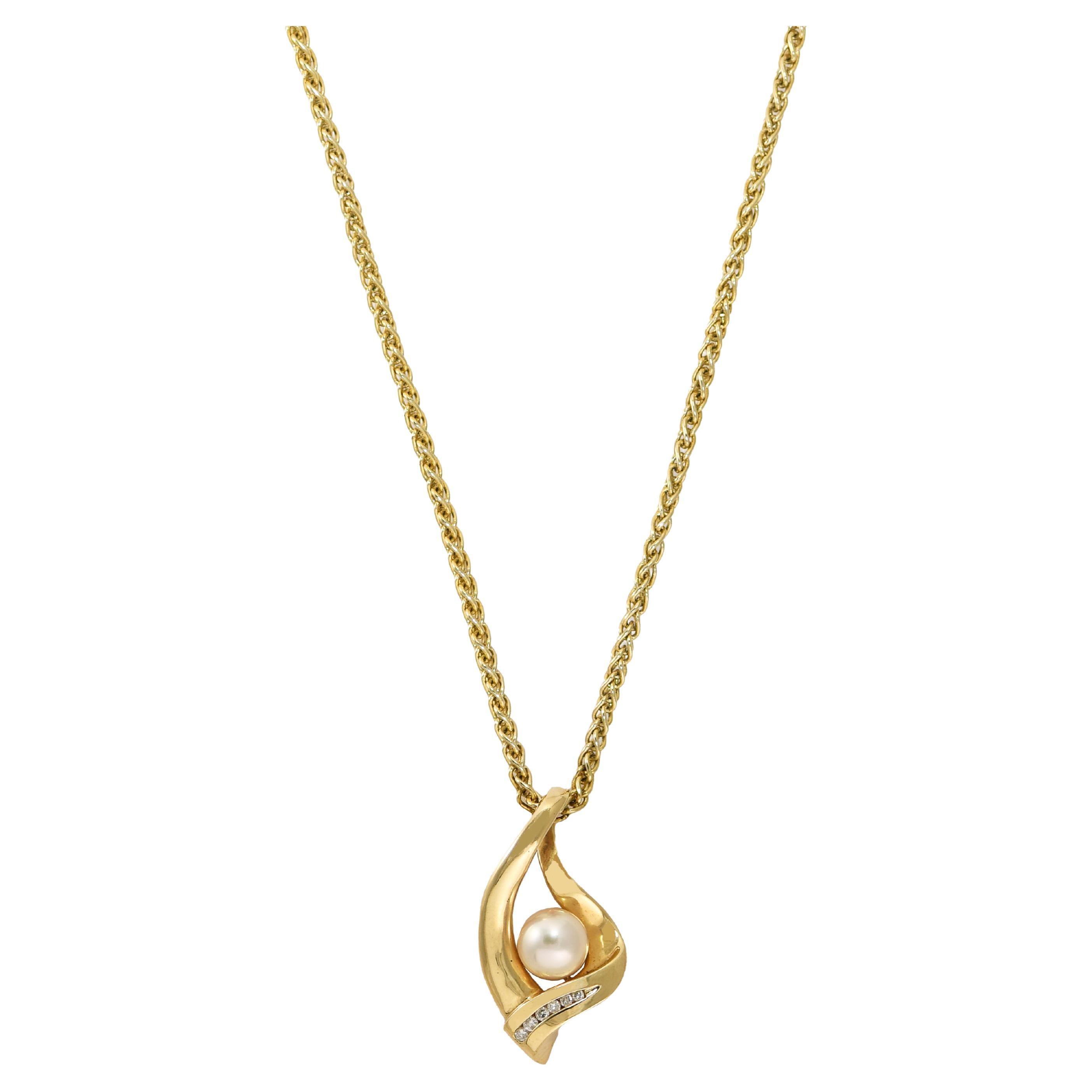 14K Yellow Gold Diamond and Pearl Necklace For Sale