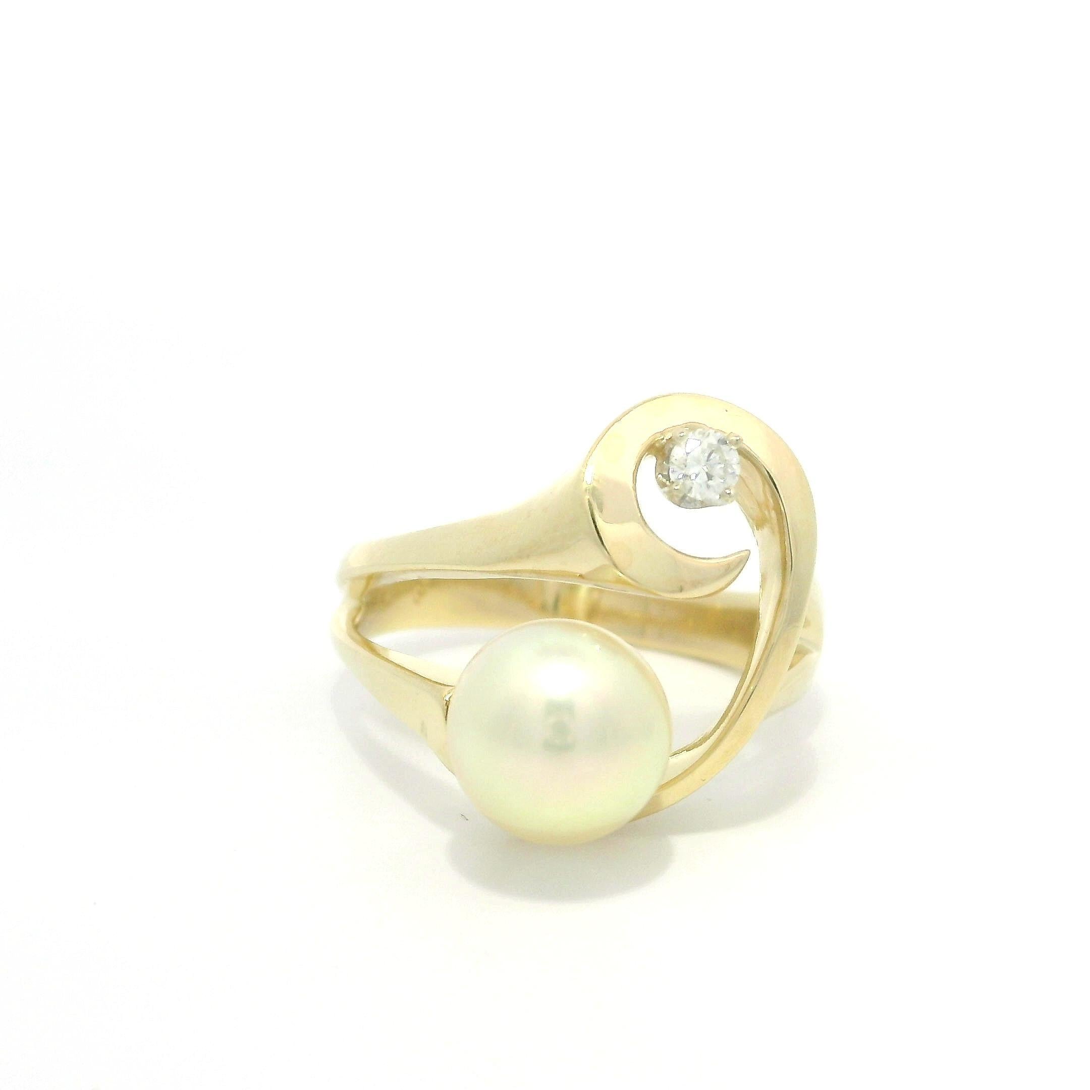Bague ouverte abstraite en or jaune 14k, diamants et perles, finition polie en vente 3
