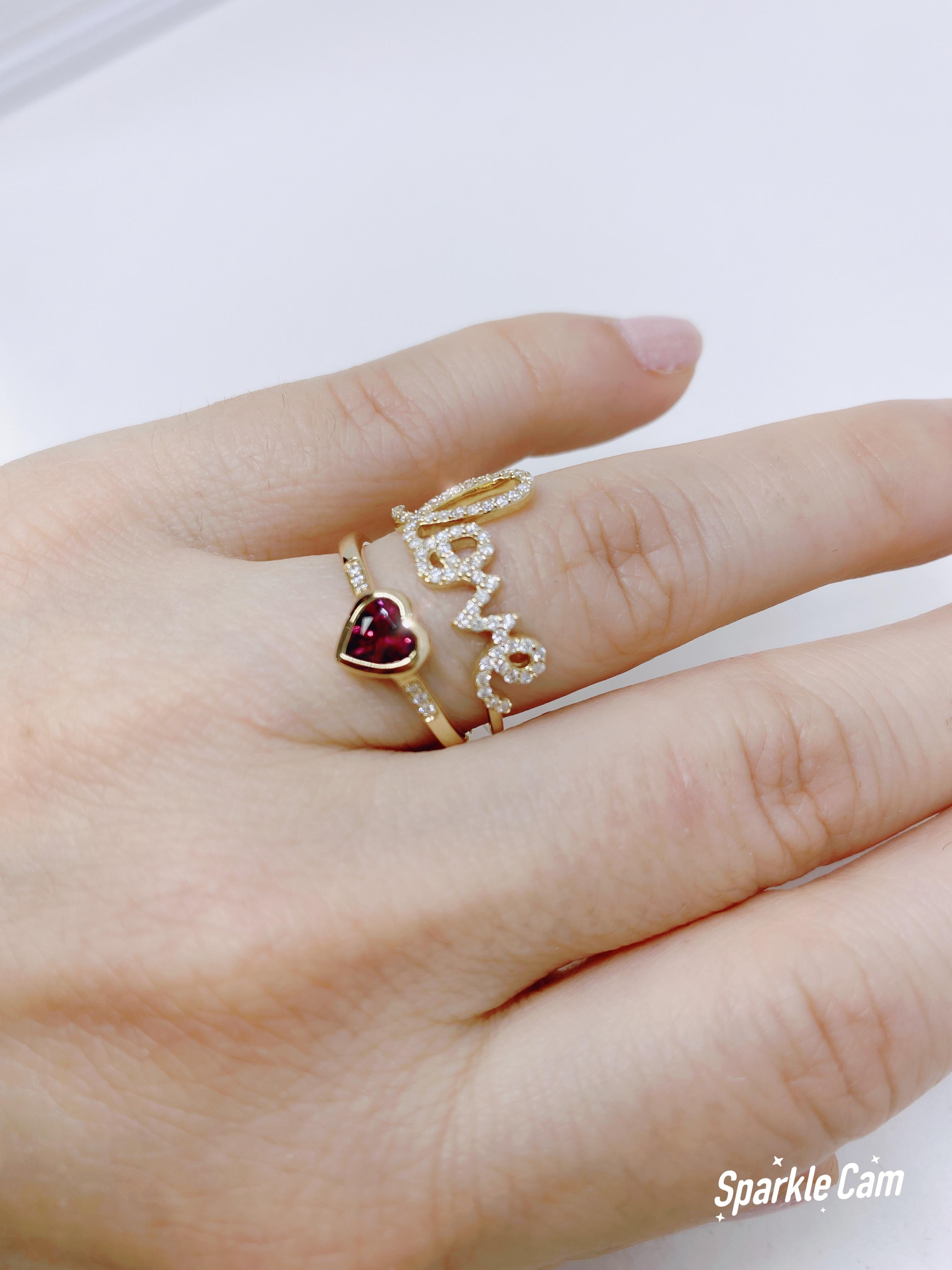 Contemporary 14k Yellow Gold Diamond and Rhodolite Garnet Heart Ring For Sale