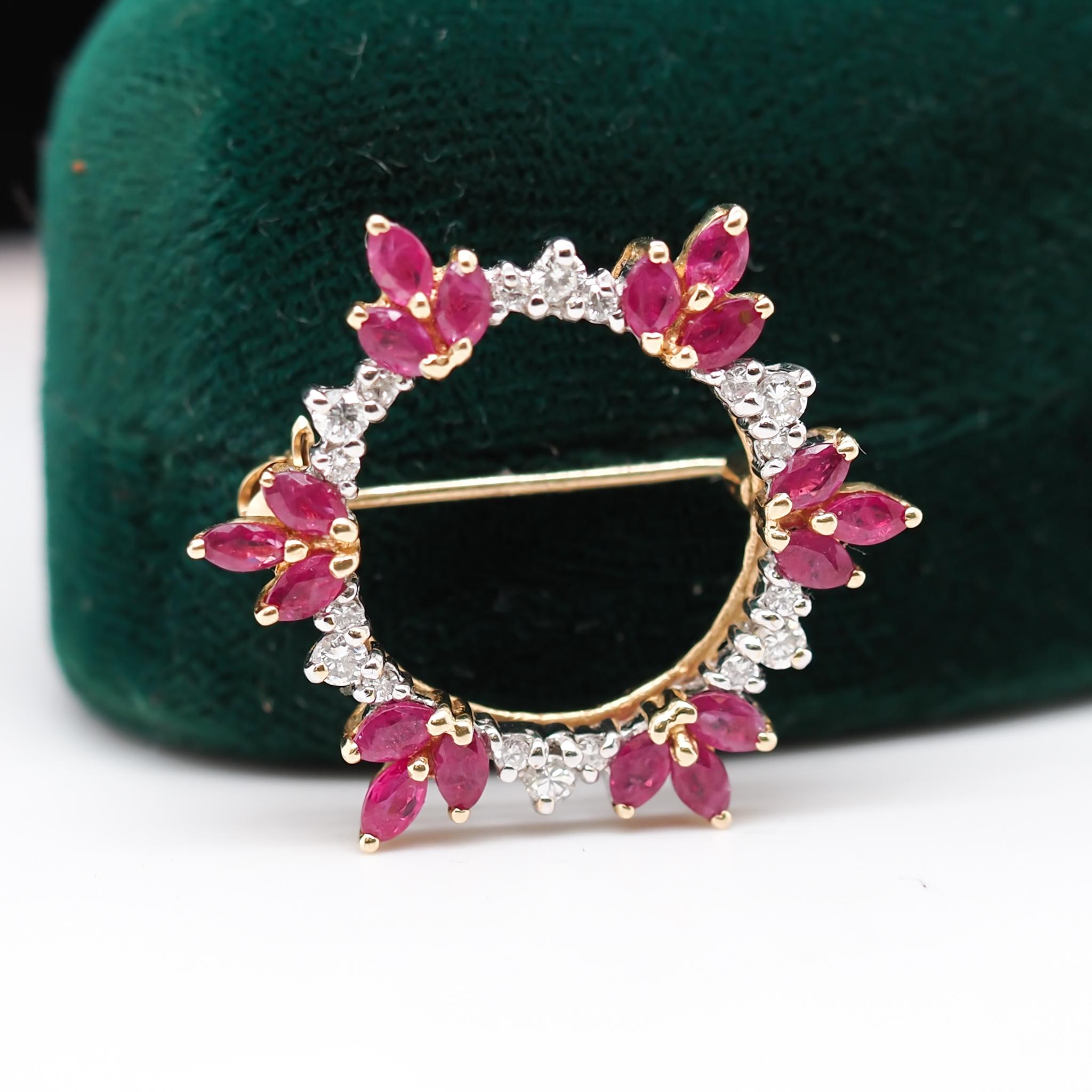 Contemporary 14K Yellow Gold Diamond and Ruby Circle Brooch Pin For Sale