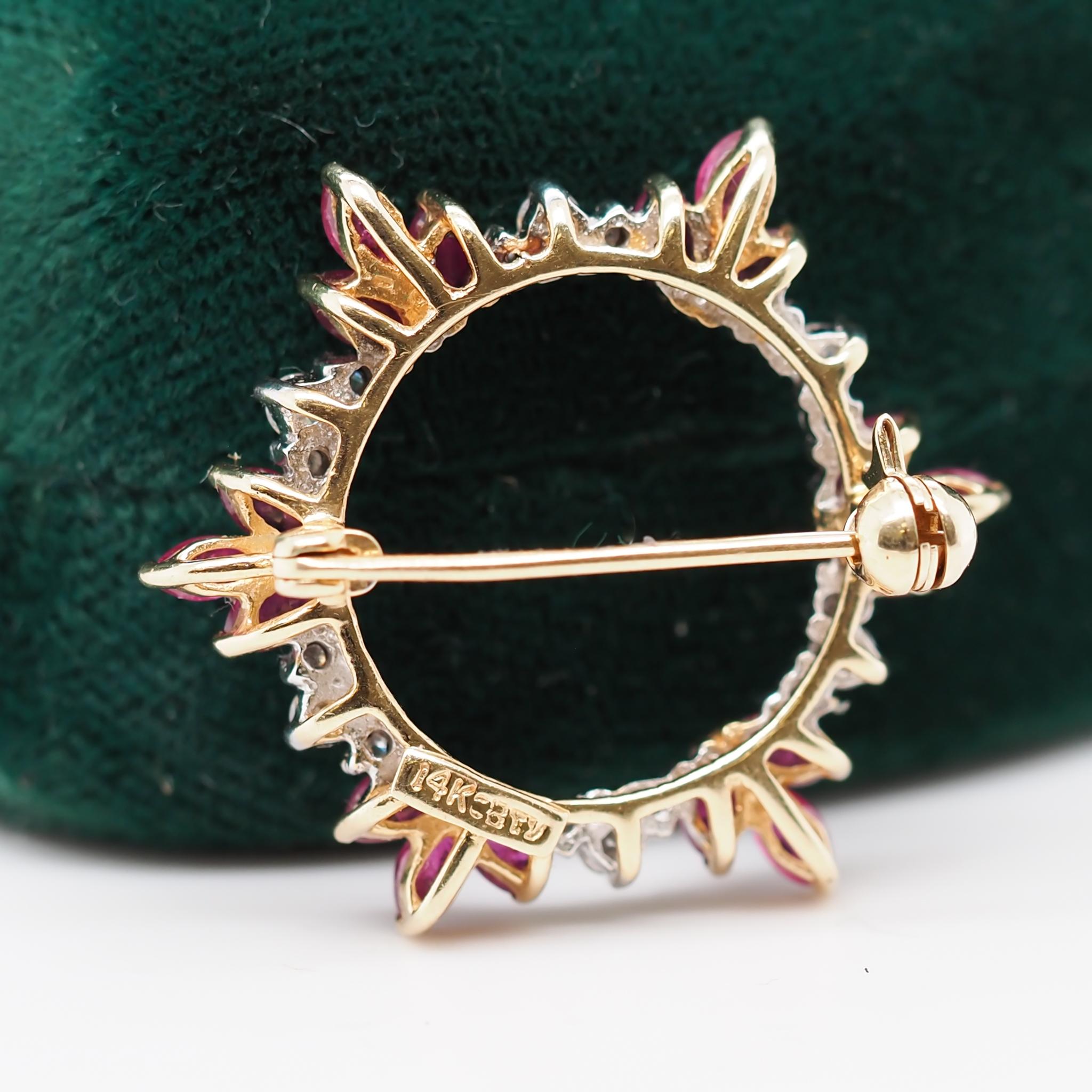 14K Yellow Gold Diamond and Ruby Circle Brooch Pin In Good Condition For Sale In Atlanta, GA
