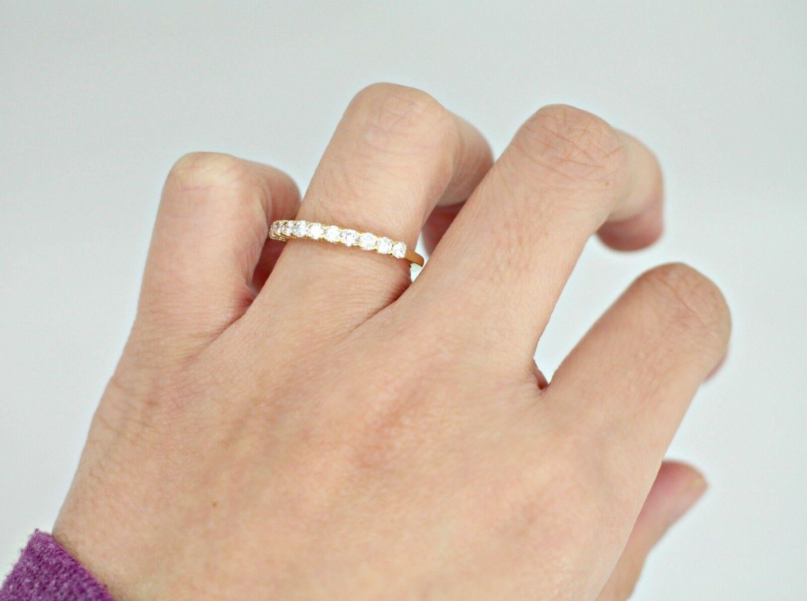 Anillo de Aniversario de Diamantes en Oro Amarillo de 14 Kilates en venta 1